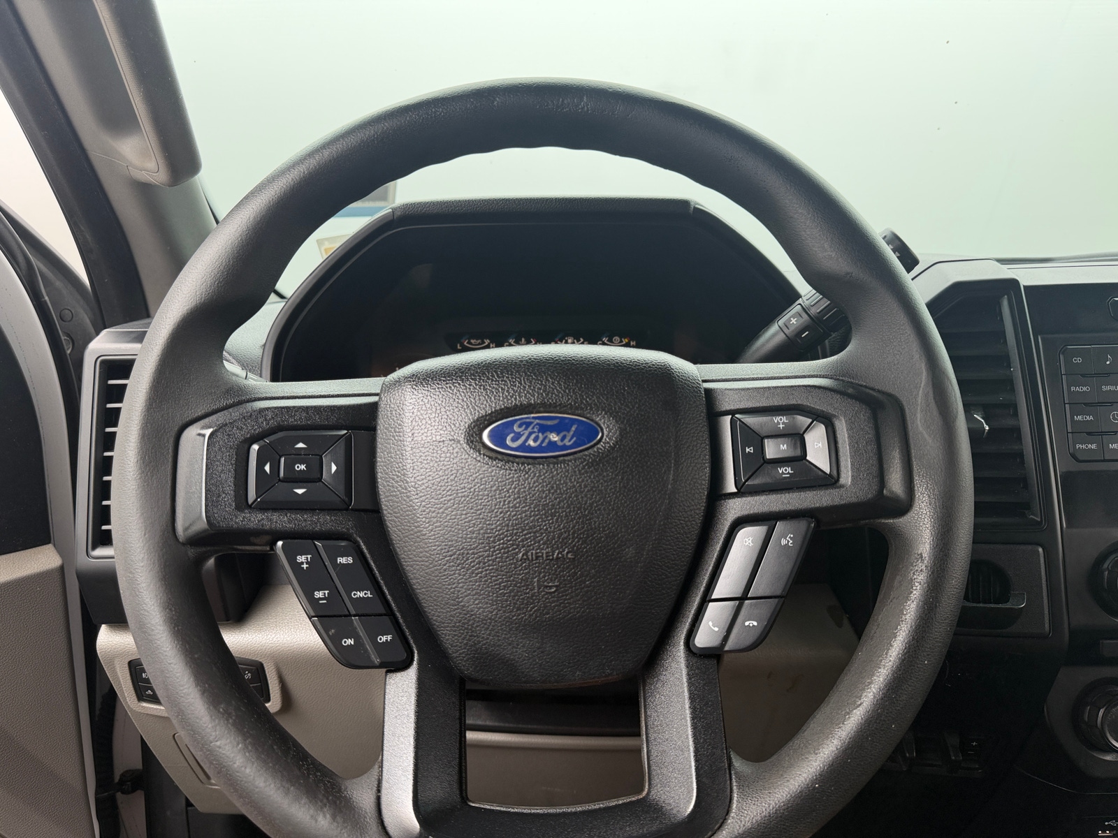 Thumbnail: 2016 Ford Econoline - 5
