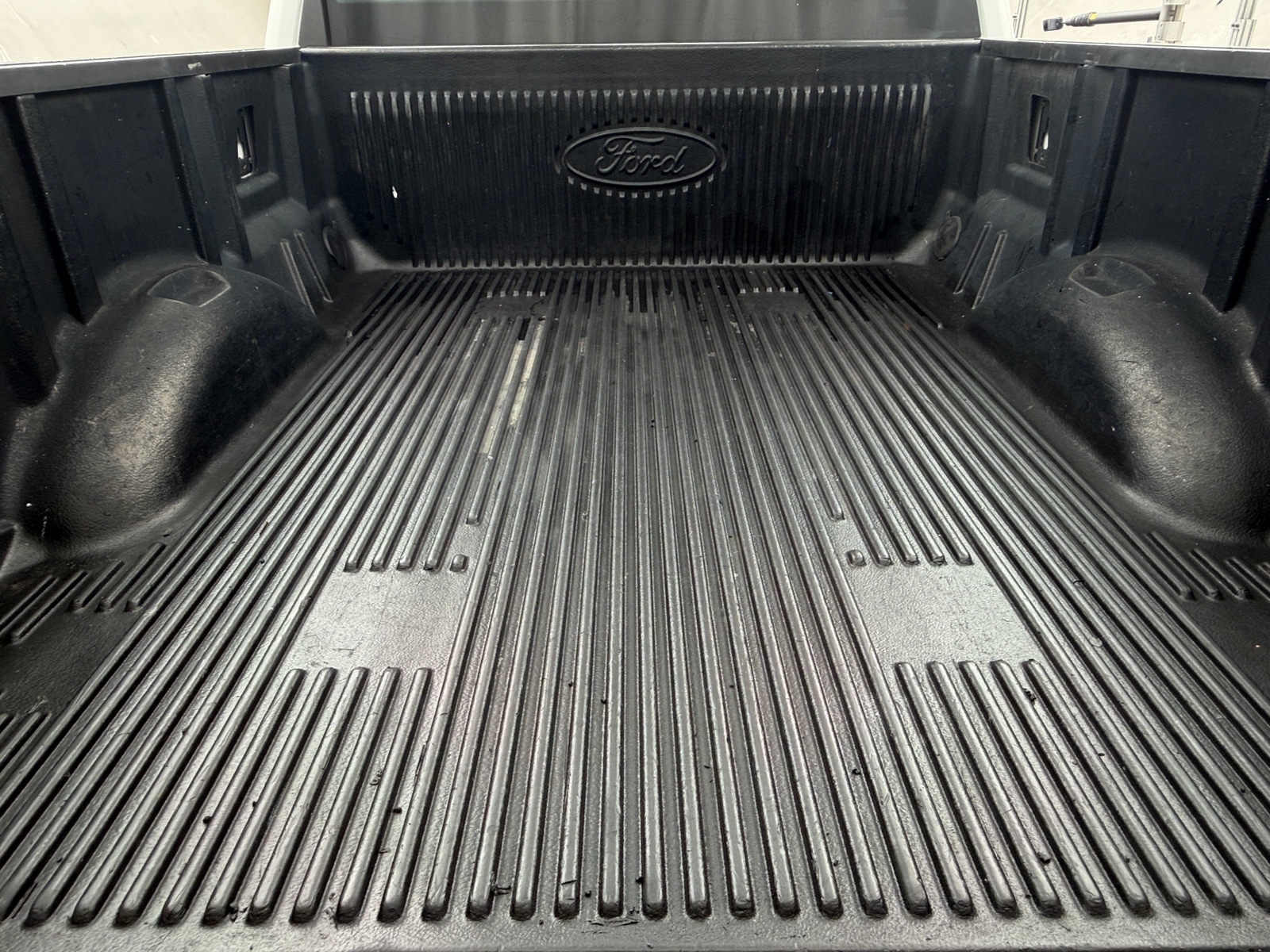 Thumbnail: 2016 Ford Econoline - 7