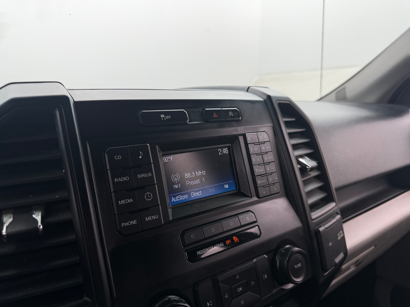 Thumbnail: 2016 Ford Econoline - 4