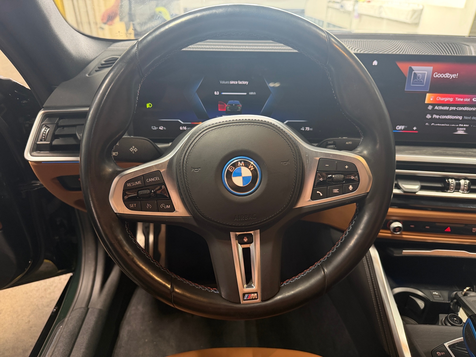 Thumbnail: 2023 BMW i4 - 4