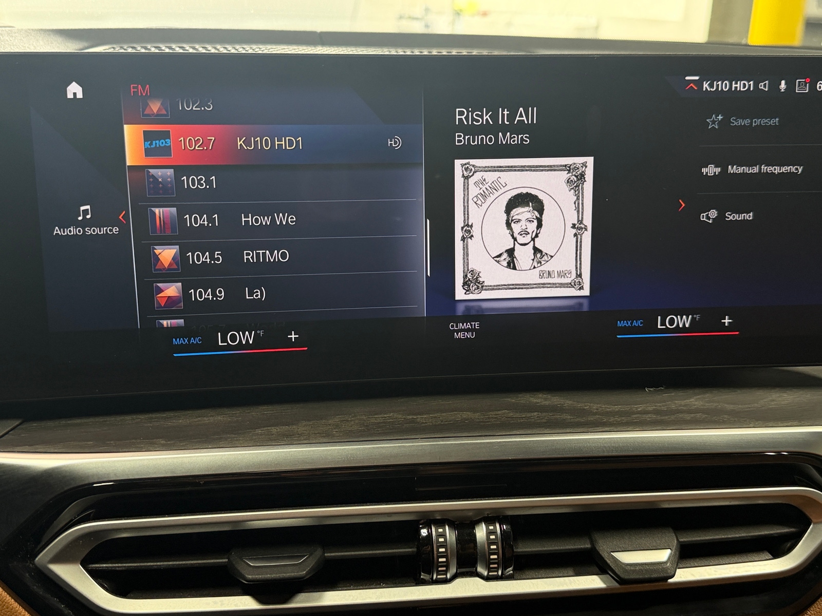 Thumbnail: 2023 BMW i4 - 3