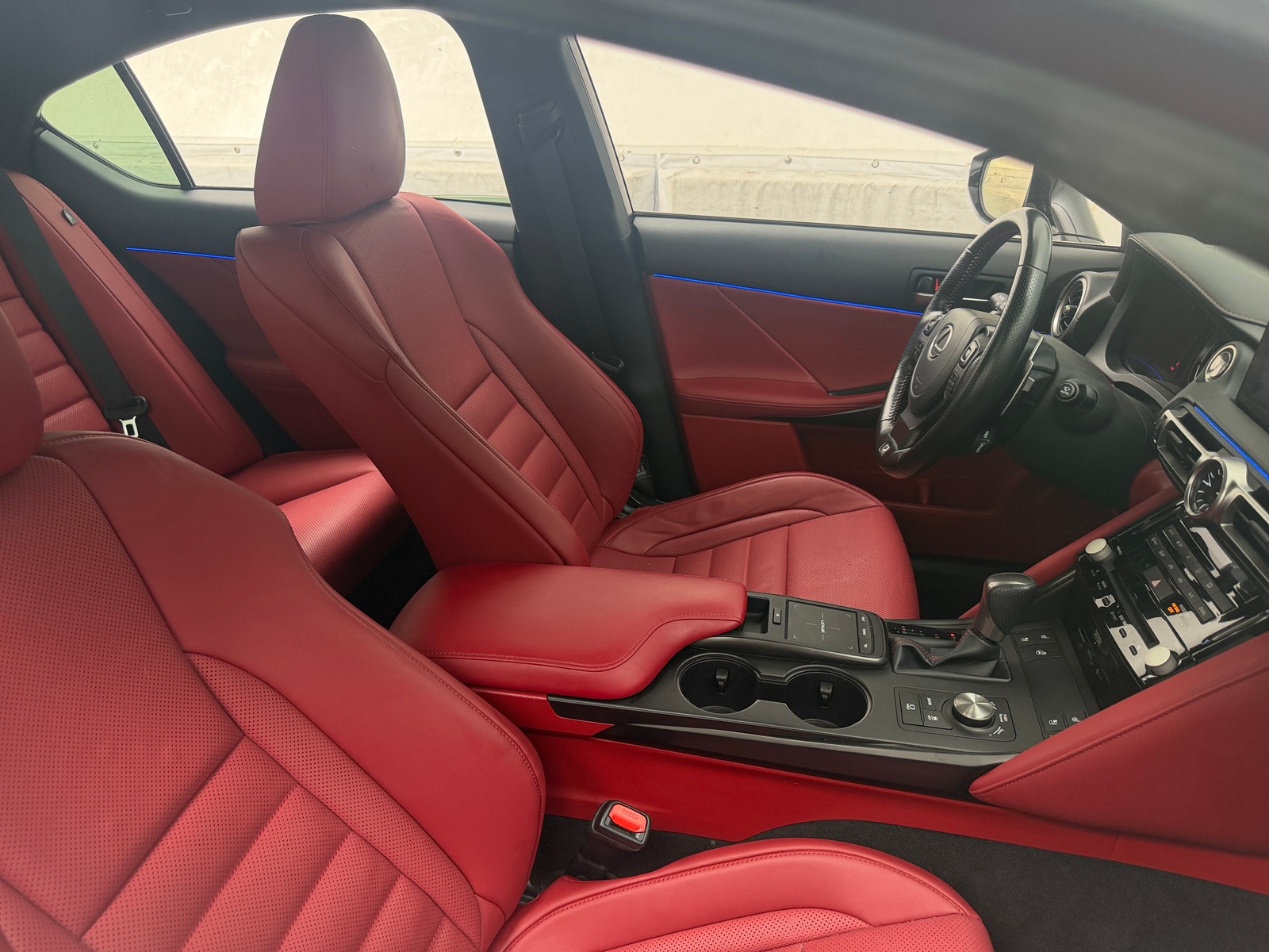 Thumbnail: 2021 Lexus IS - 2