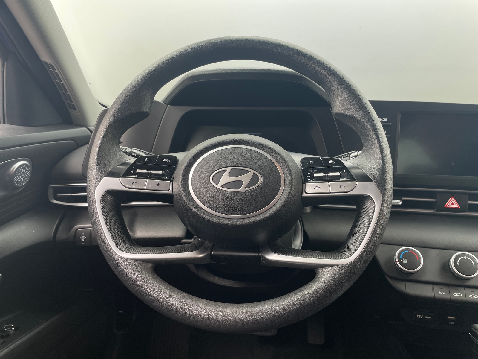 Thumbnail: 2025 Hyundai Elantra - 5