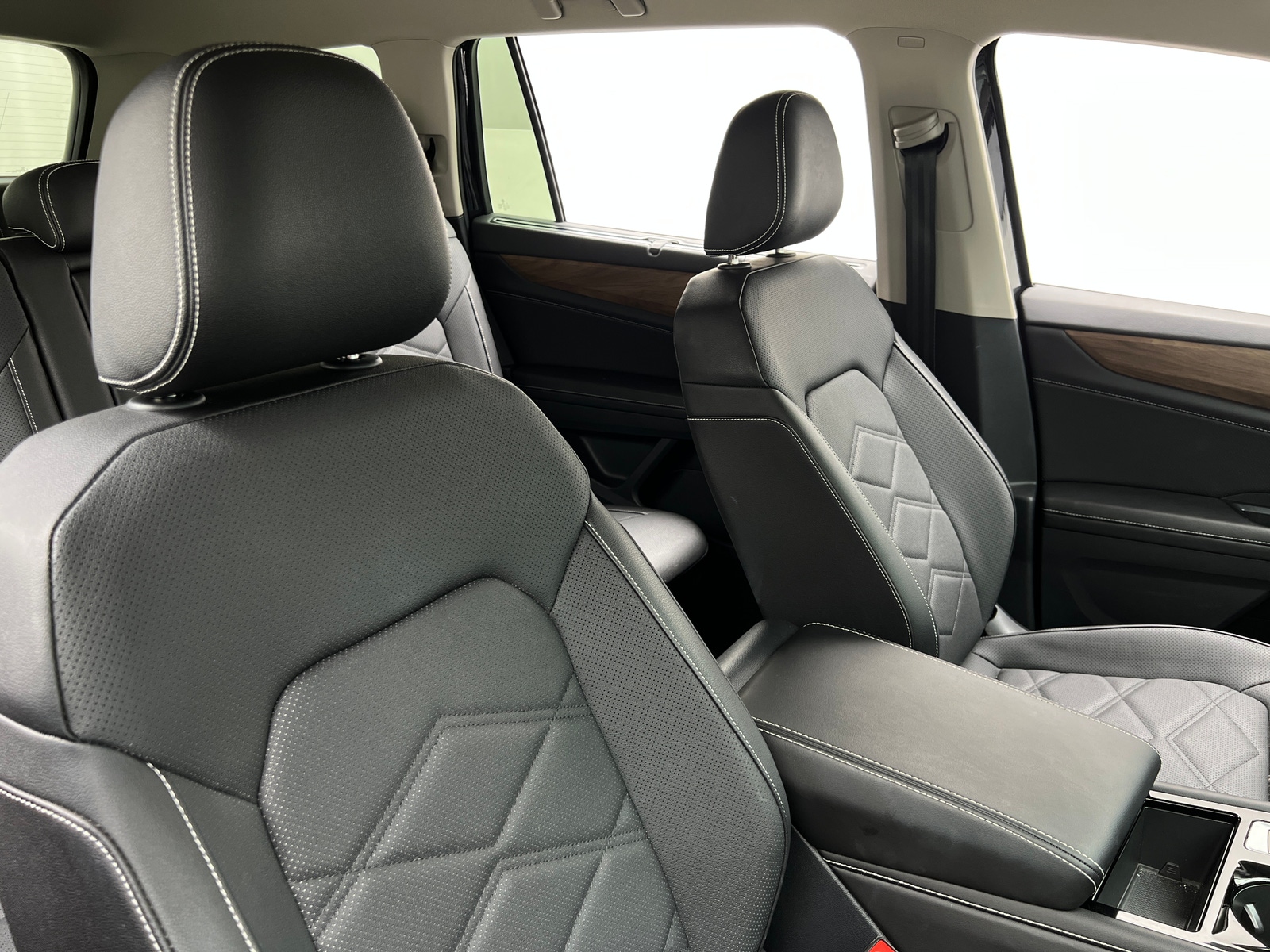 Thumbnail: 2026 Volkswagen Atlas - 2
