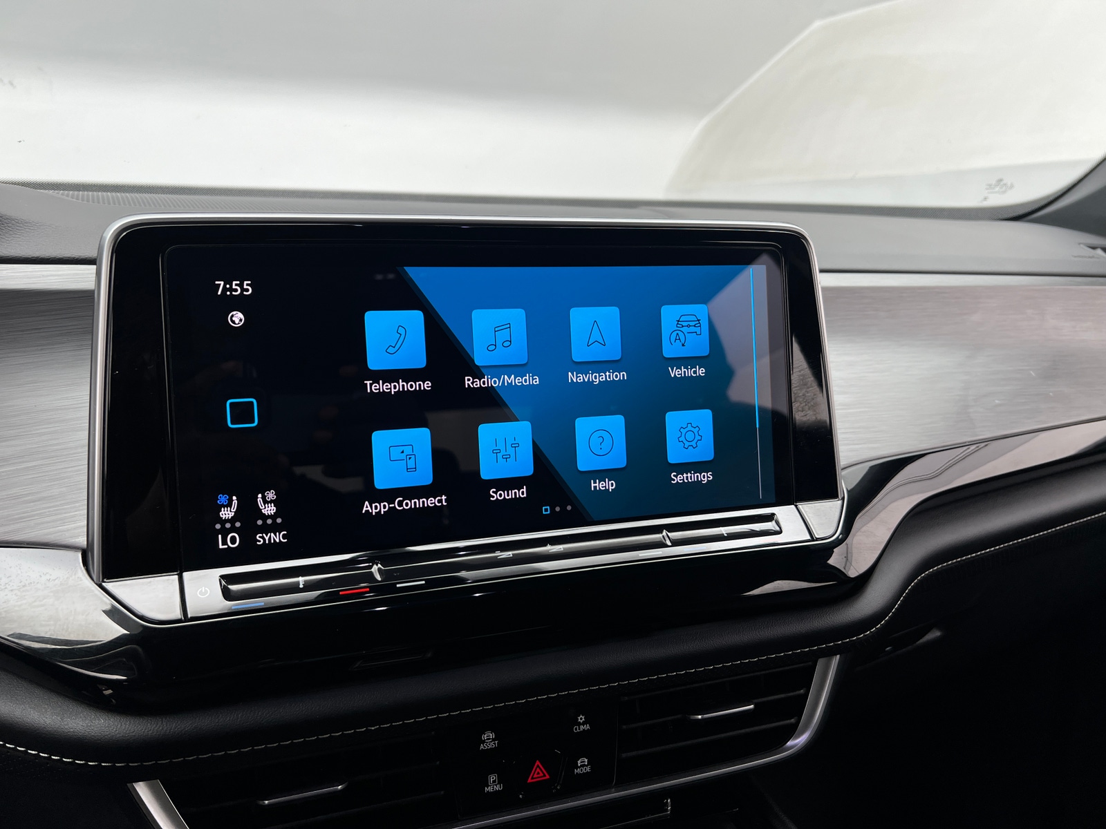 Thumbnail: 2024 Volkswagen Atlas - 3