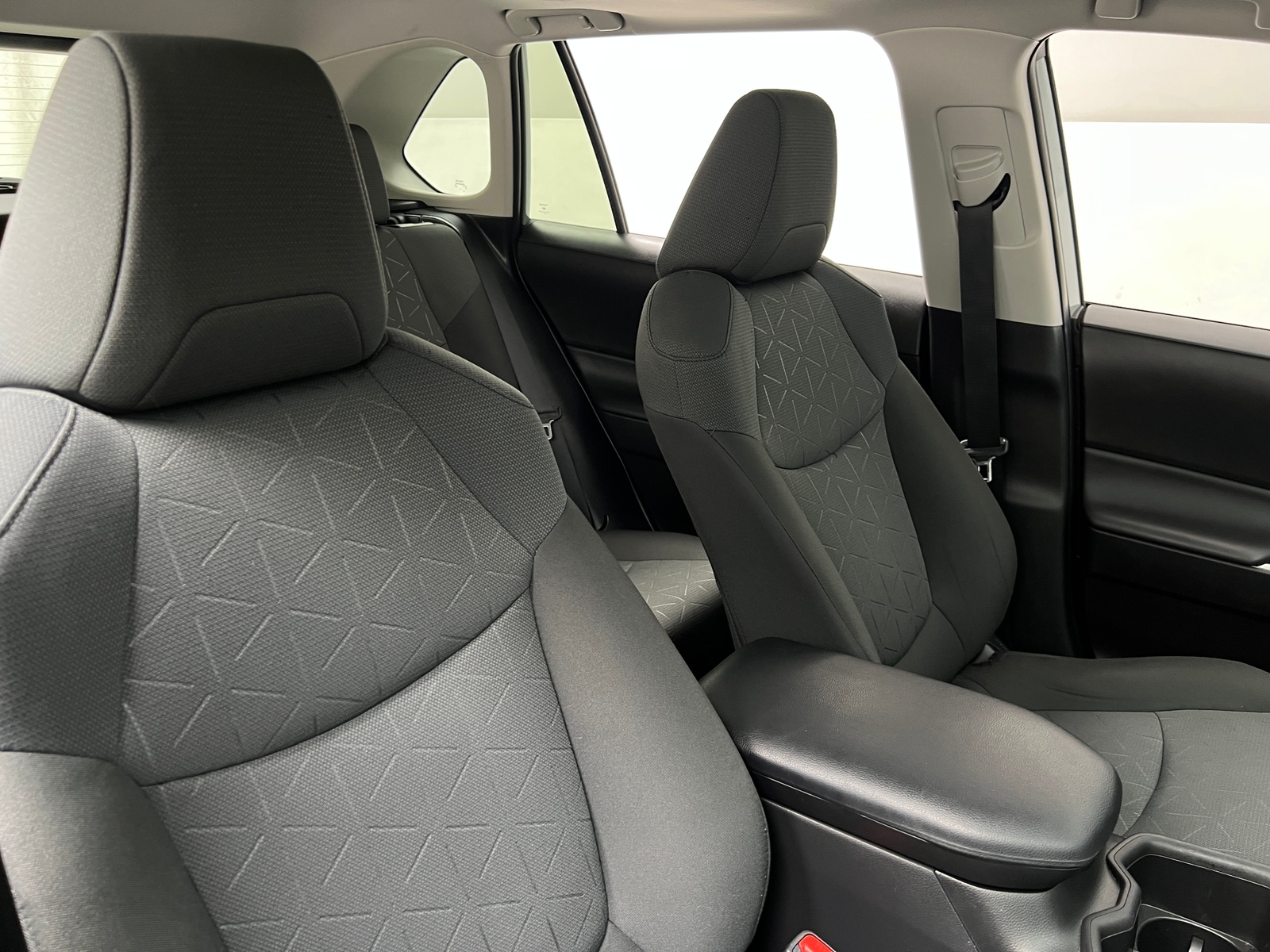 Thumbnail: 2022 Toyota RAV4 - 2