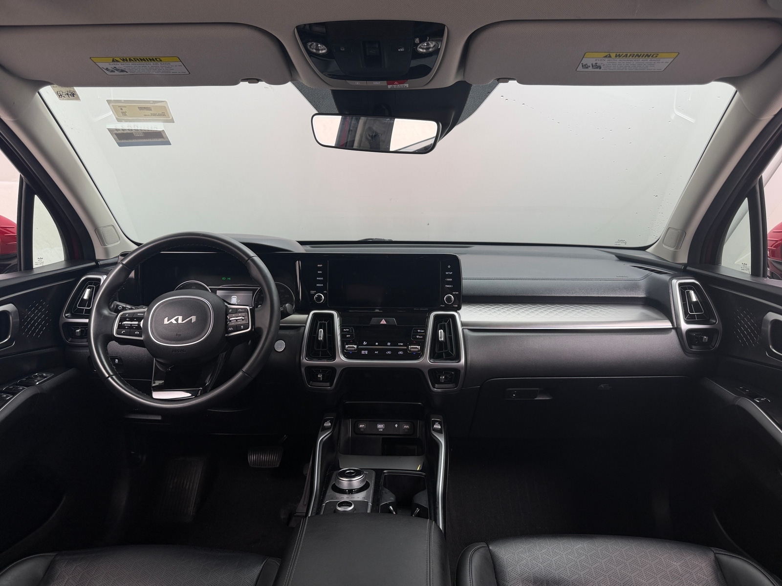 Thumbnail: 2023 Kia Sorento - 2