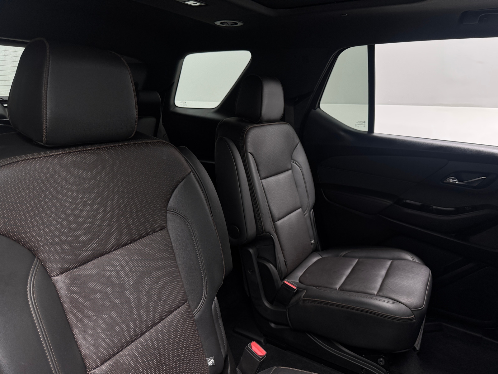 Thumbnail: 2023 Chevrolet Traverse - 5