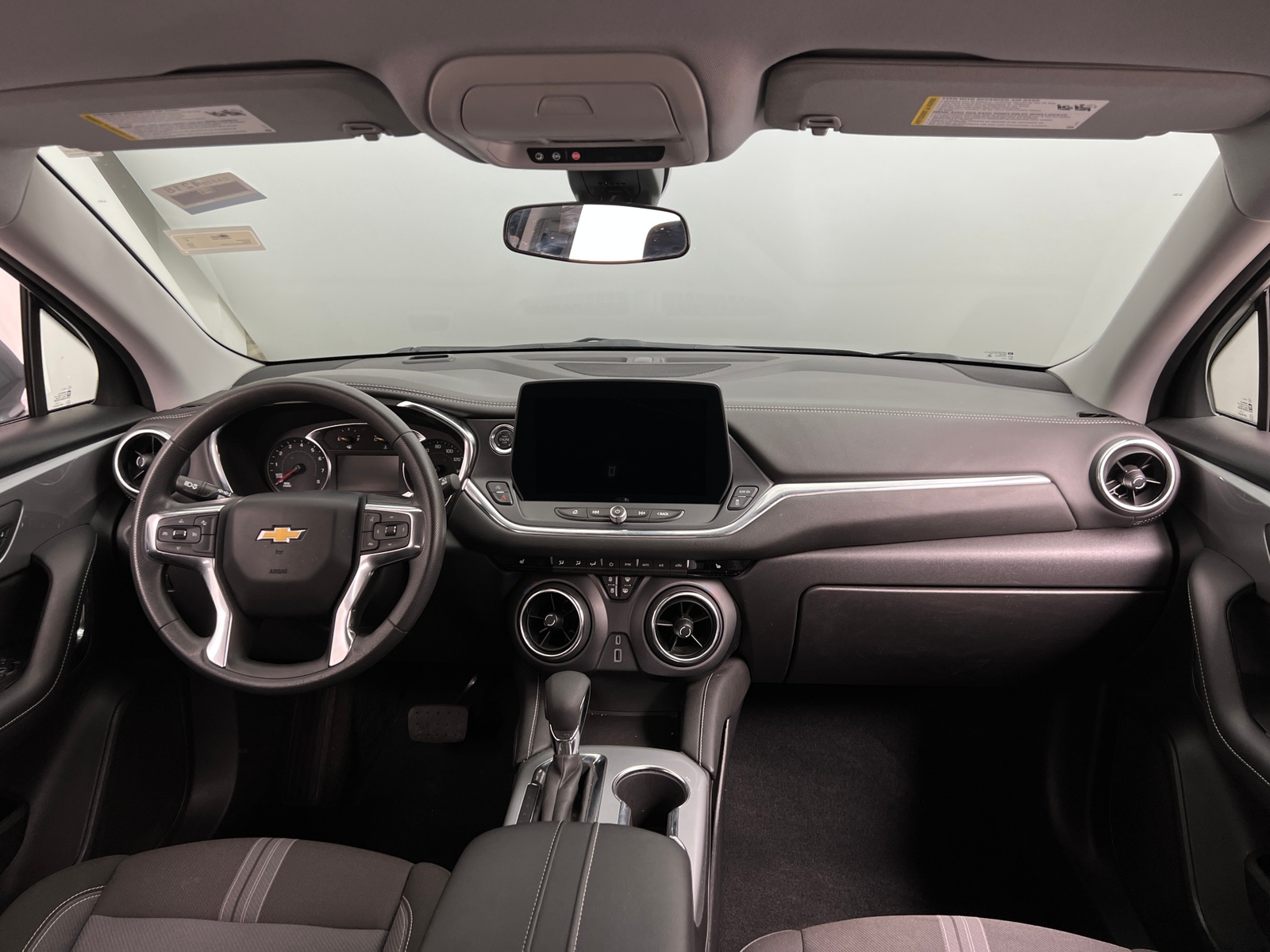 Thumbnail: 2026 Chevrolet Blazer - 3