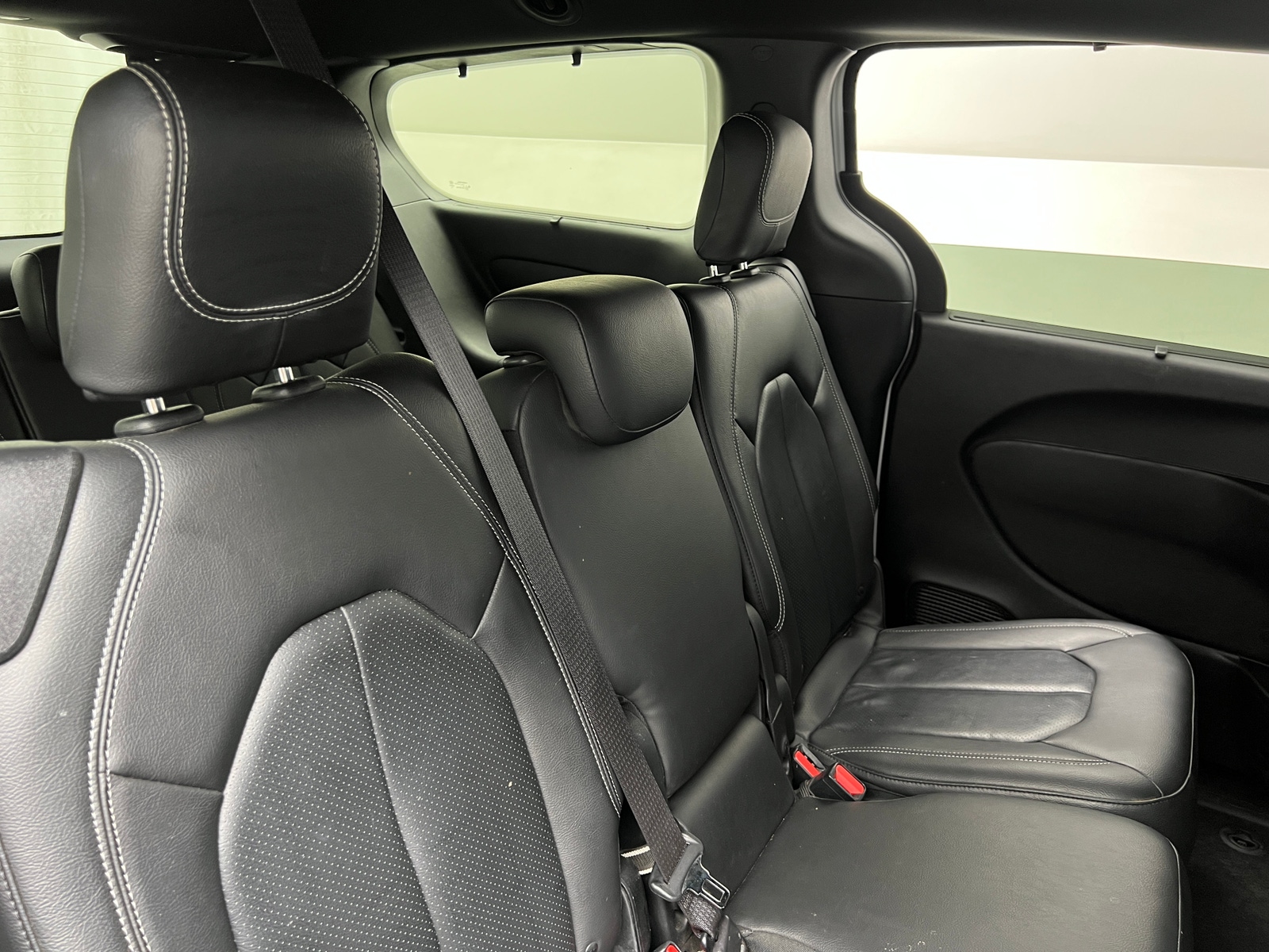 Thumbnail: 2019 Chrysler Pacifica - 5