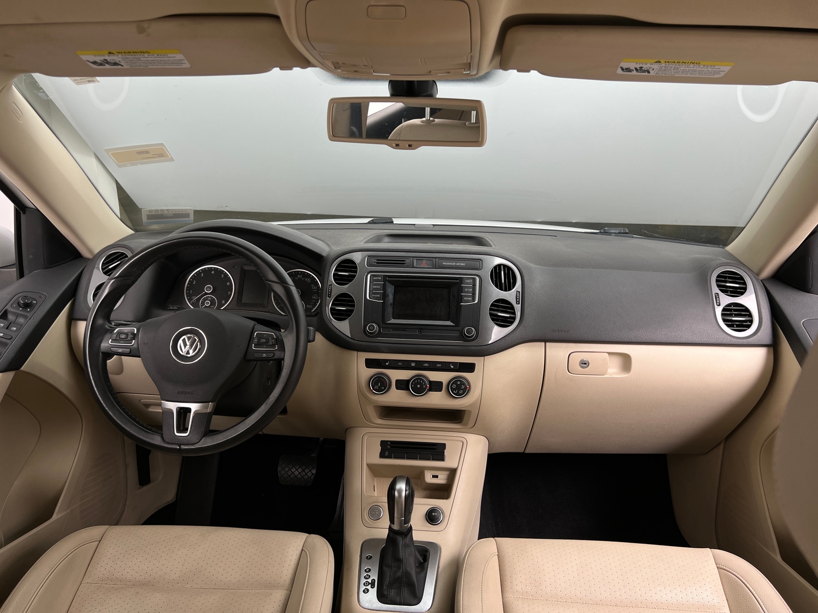 Thumbnail: 2016 Volkswagen Tiguan - 3