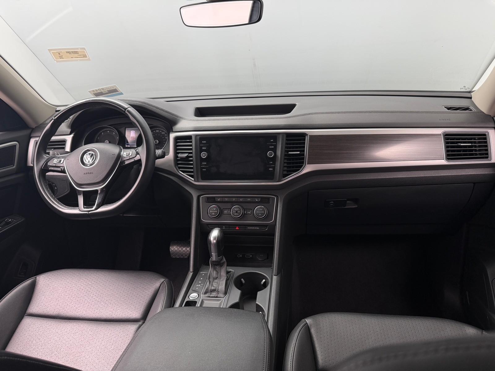 Thumbnail: 2019 Volkswagen Atlas - 3