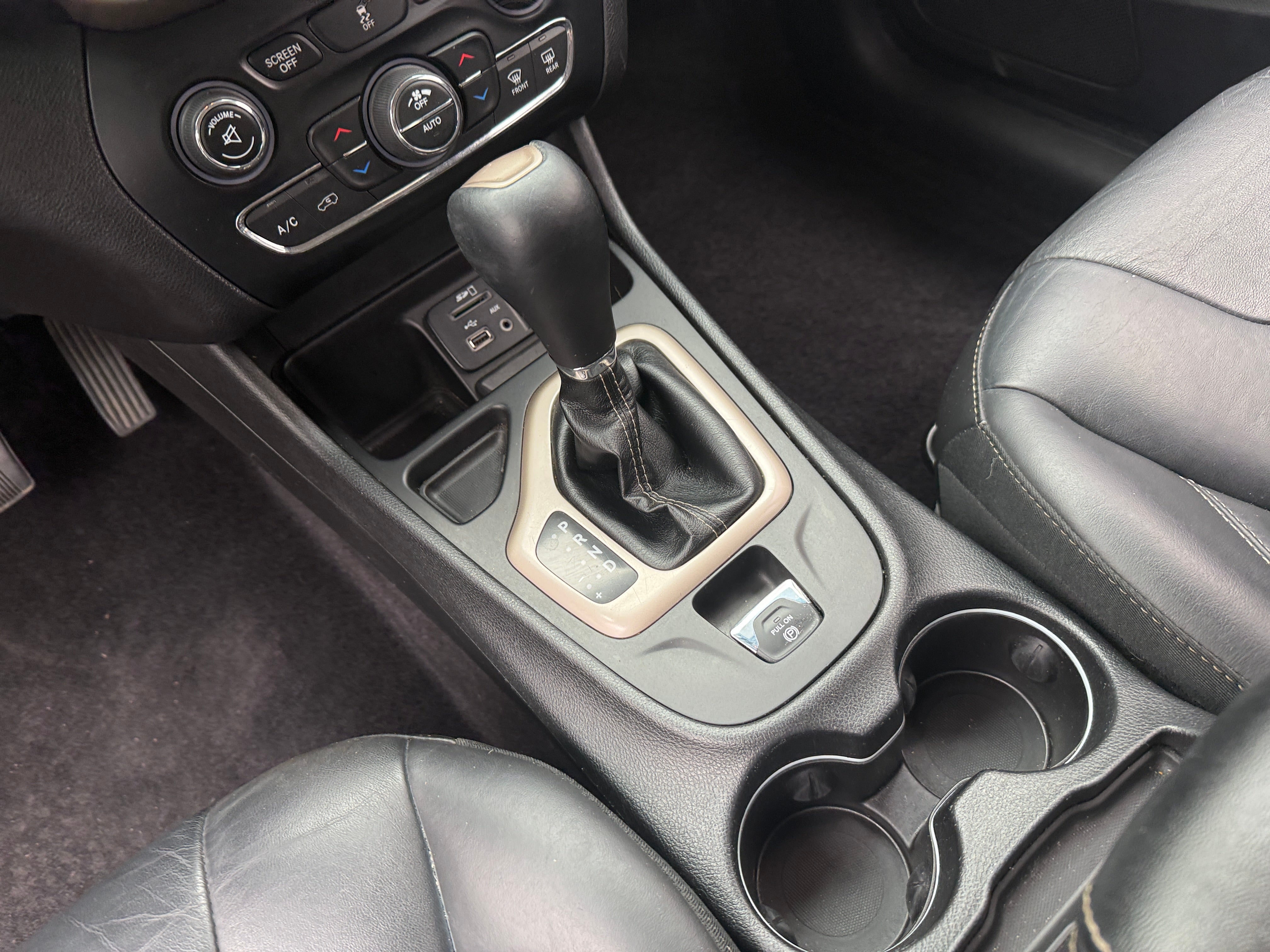 2018 Jeep Cherokee Limited - Photo 6
