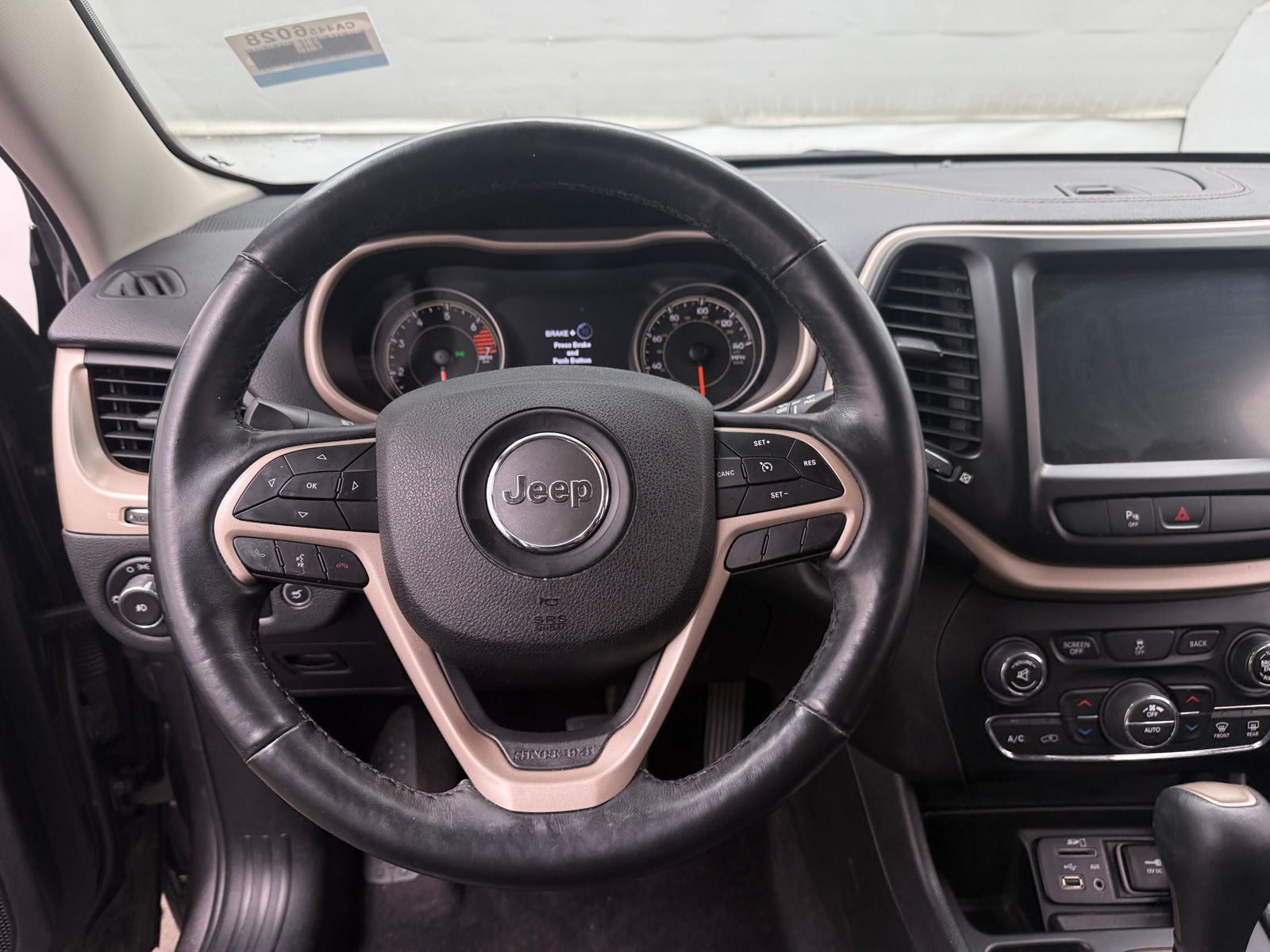 Thumbnail: 2018 Jeep Cherokee - 4