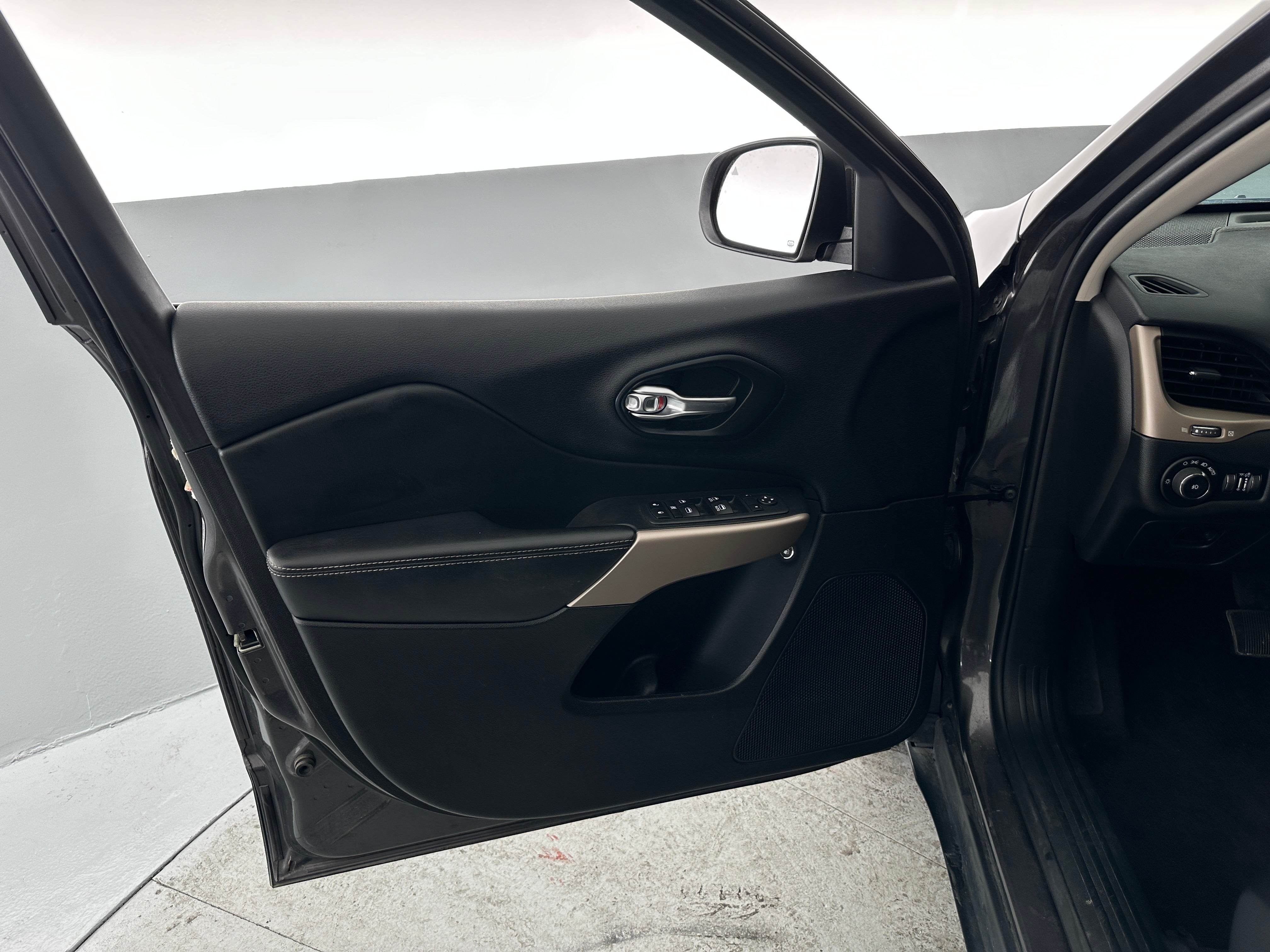 2018 Jeep Cherokee