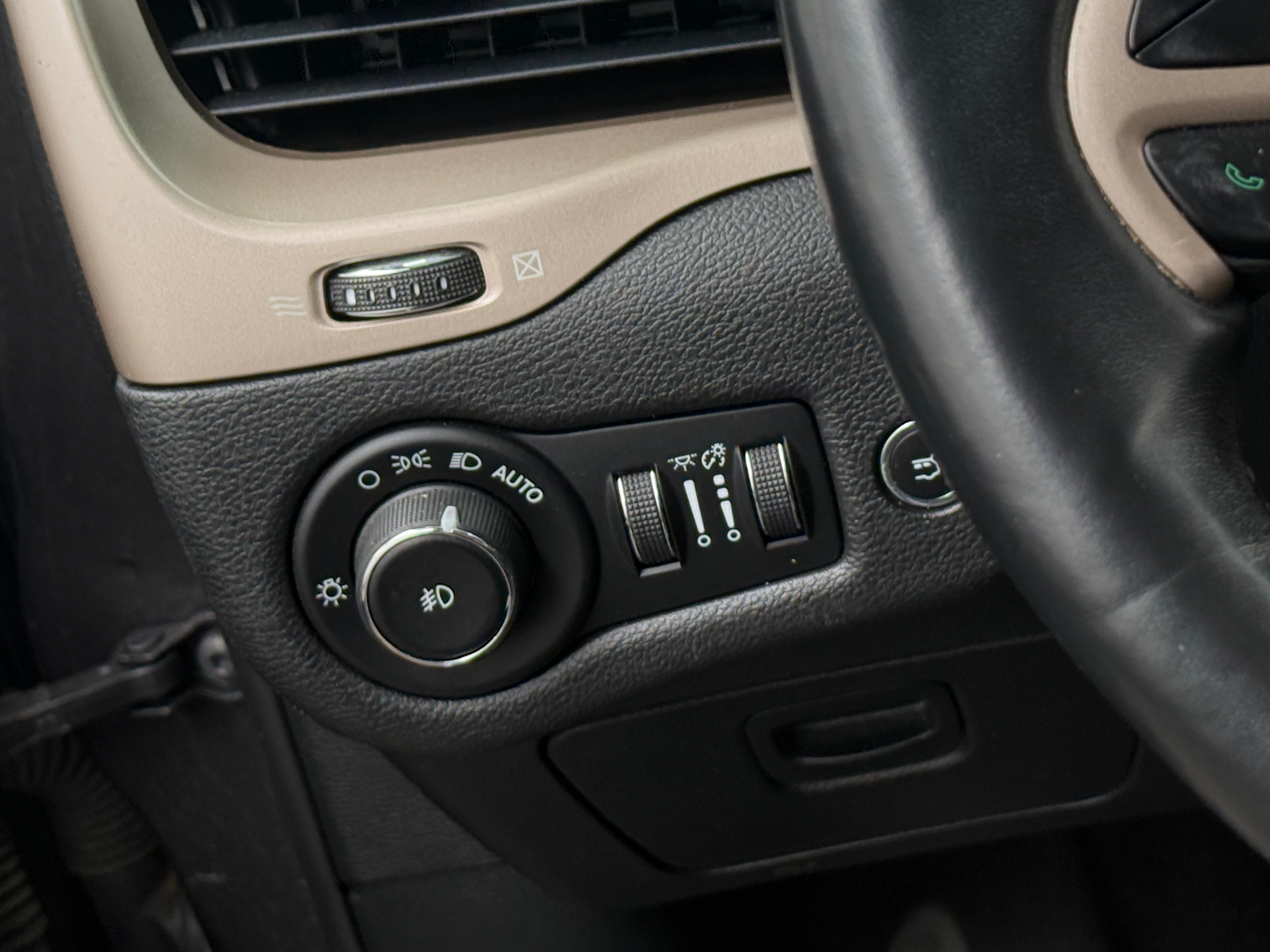 2018 Jeep Cherokee Limited - Photo 10