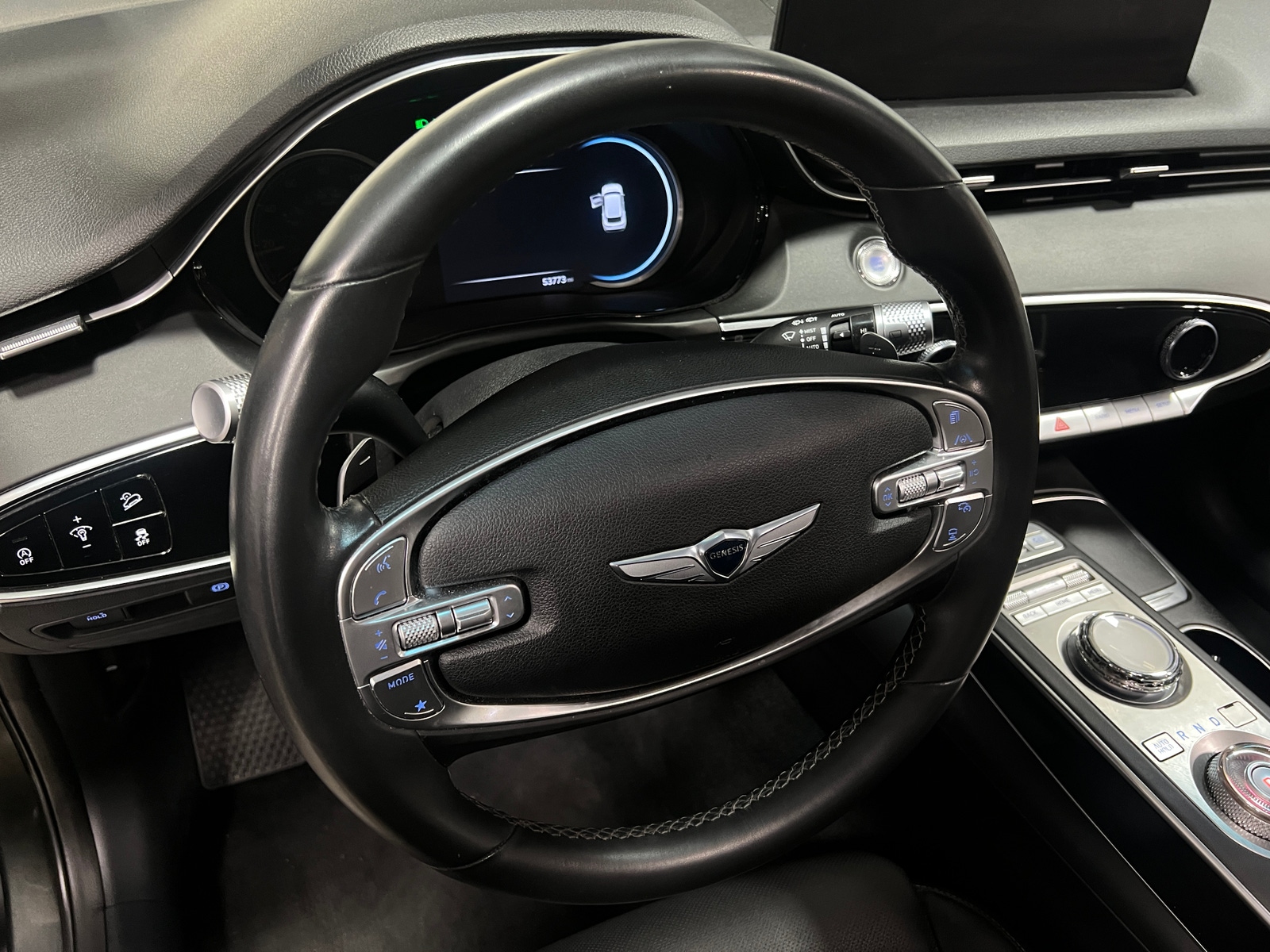 Thumbnail: 2025 Genesis GV70 - 4