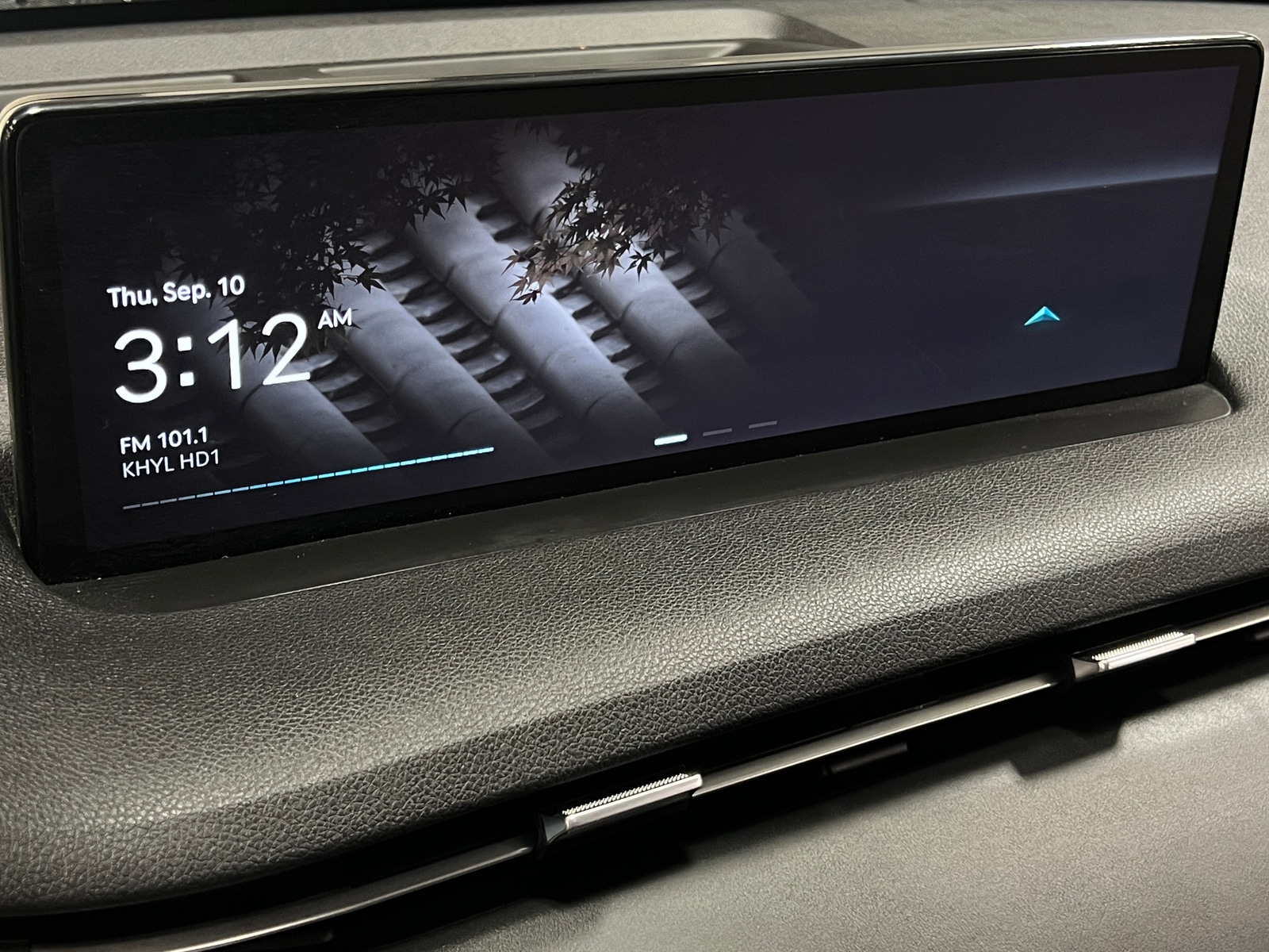 Thumbnail: 2025 Genesis GV70 - 3