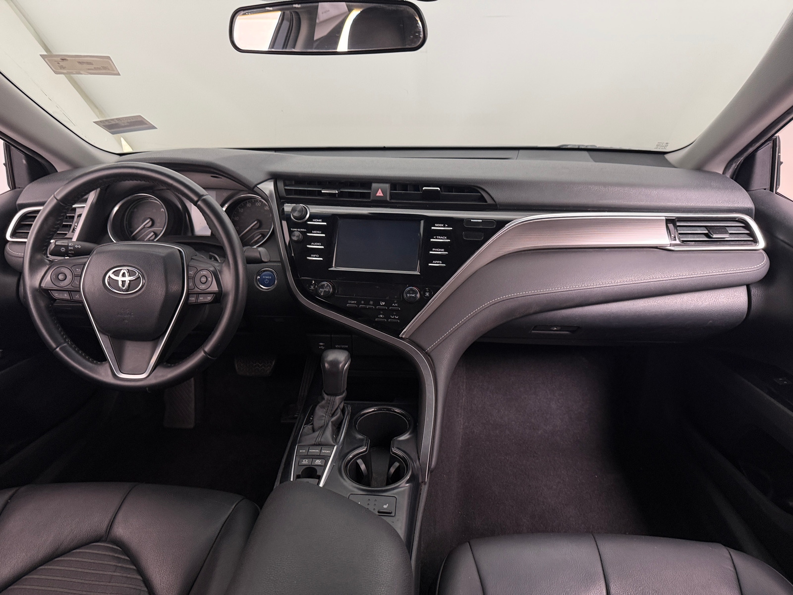 Thumbnail: 2018 Toyota Camry - 3