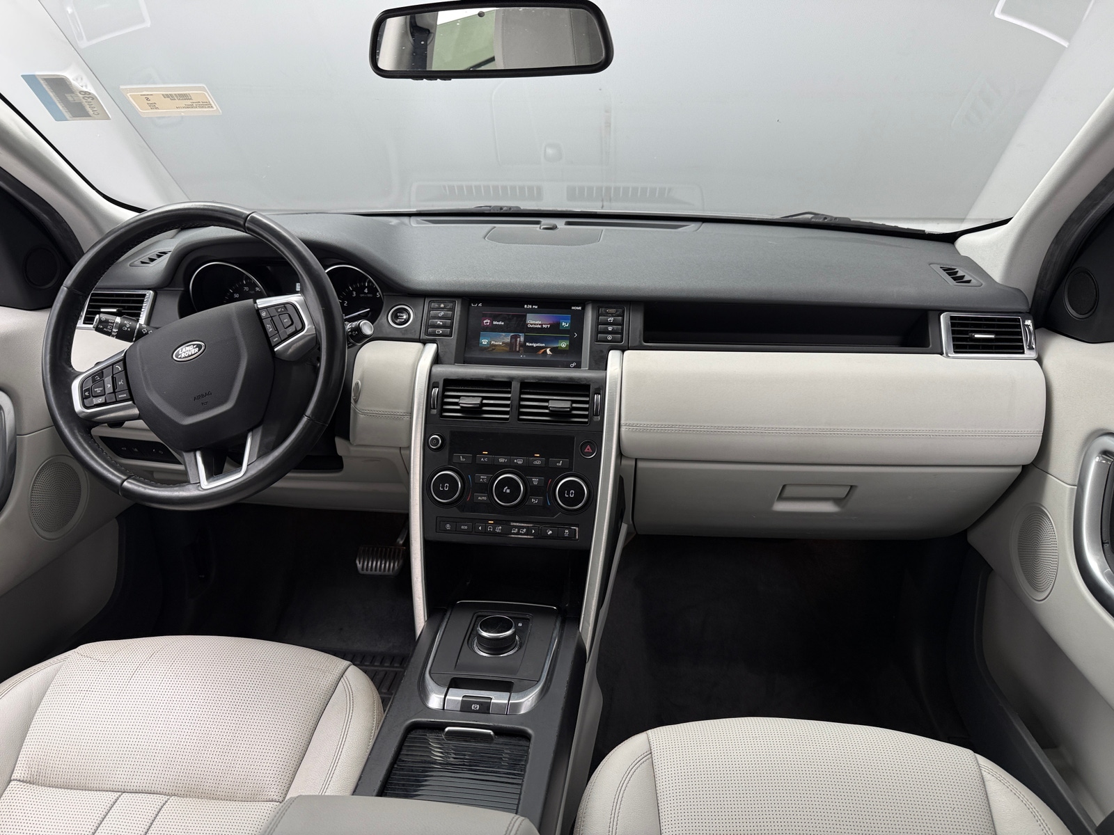 Thumbnail: 2019 Land Rover Discovery Sport - 2