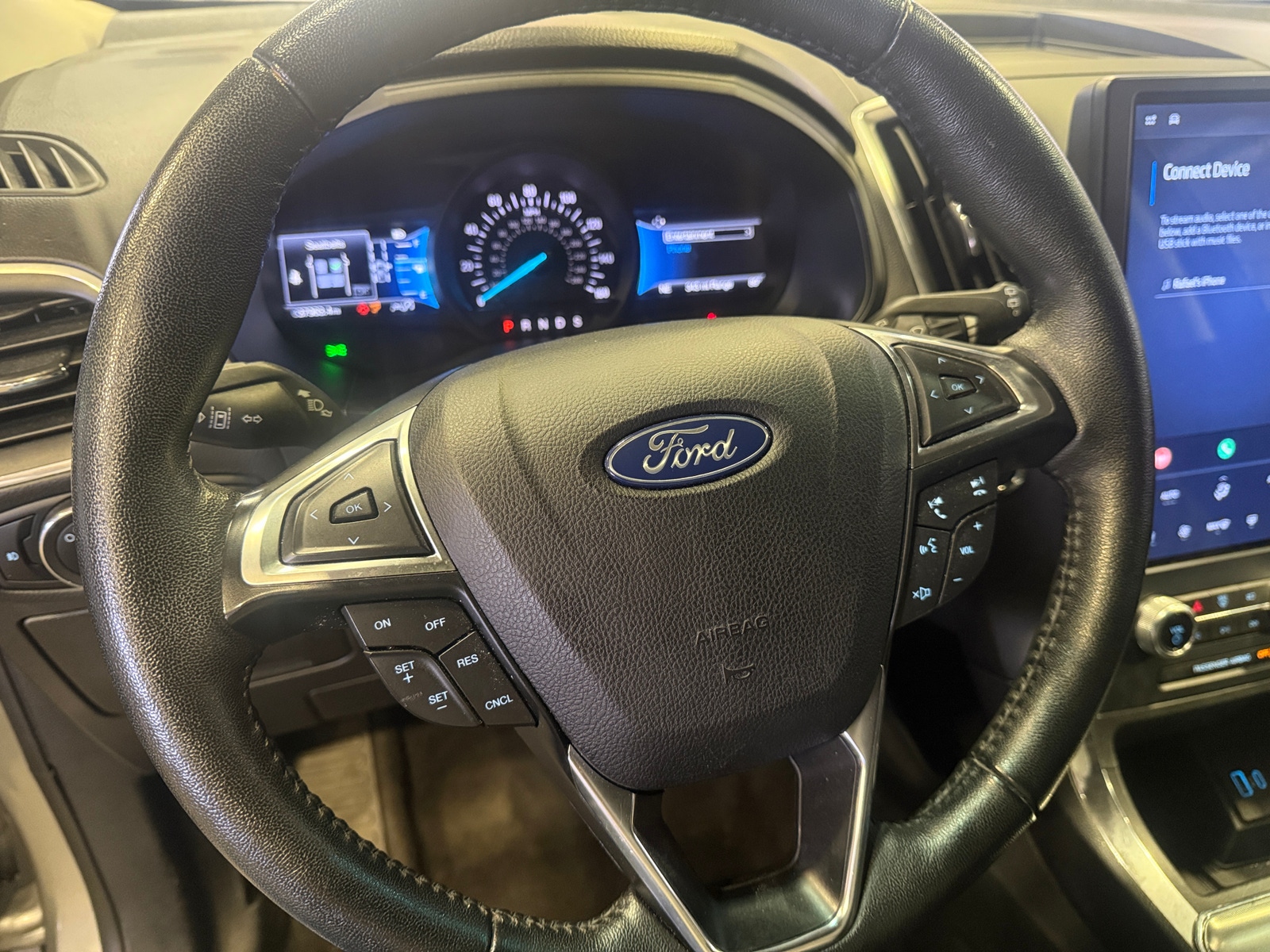 Thumbnail: 2023 Ford Edge - 4