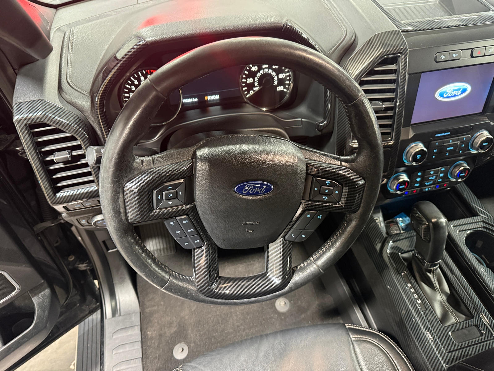 Thumbnail: 2019 Ford Econoline - 4