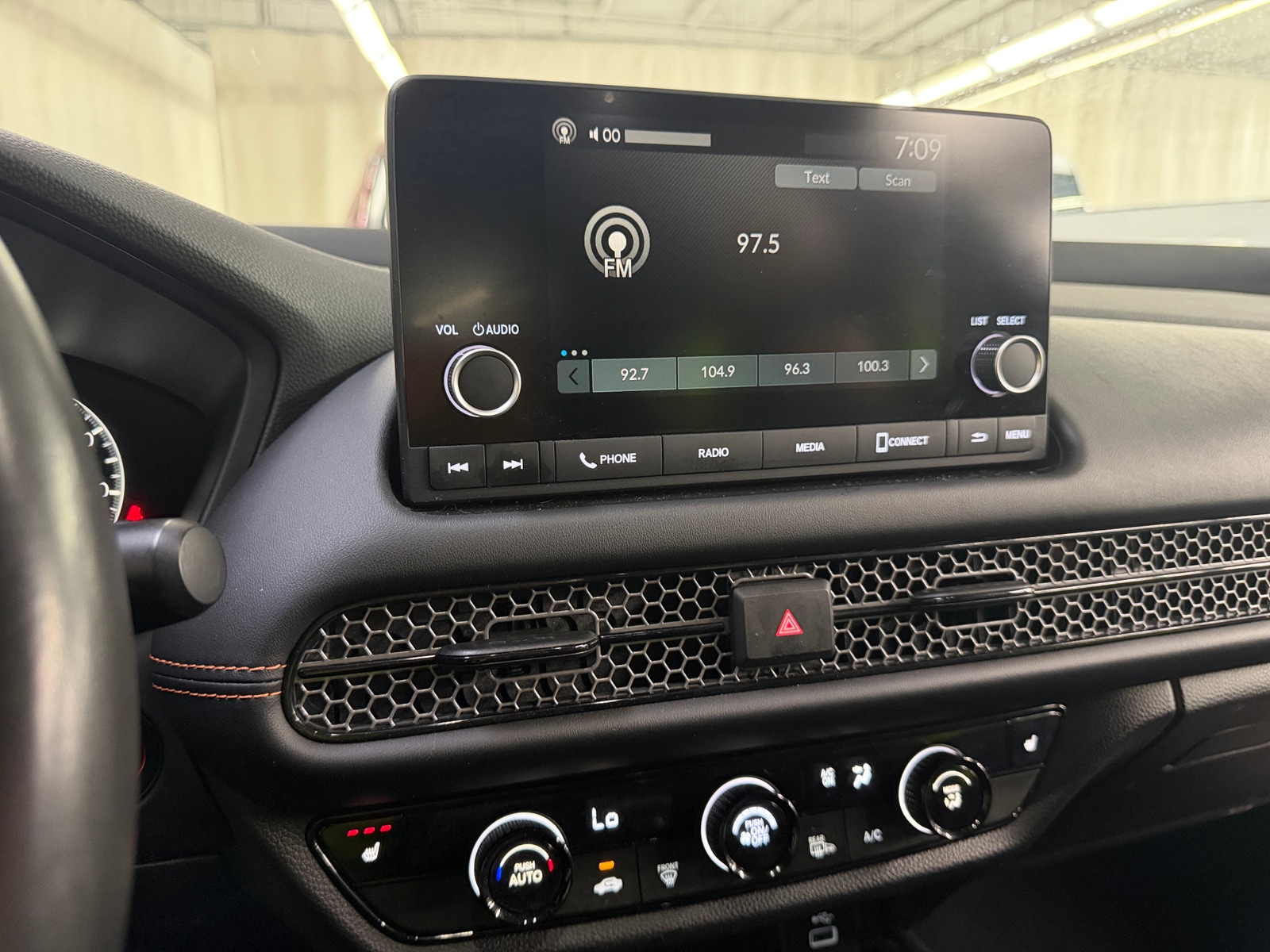 Thumbnail: 2024 Honda HR-V - 4