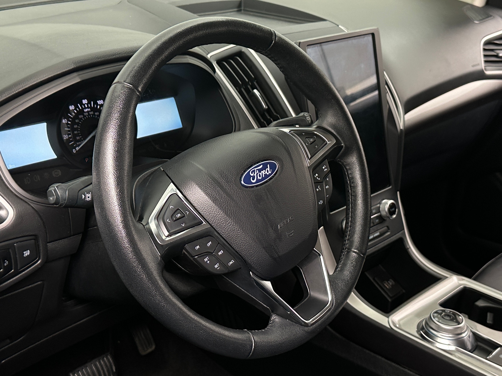Thumbnail: 2024 Ford Edge - 4