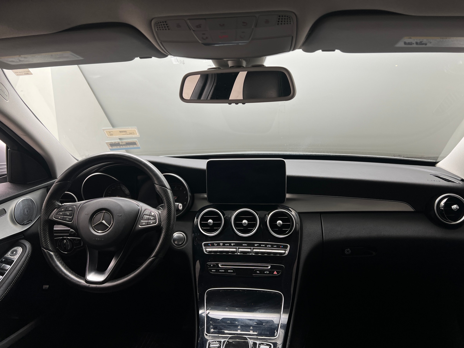 Thumbnail: 2016 Mercedes-Benz C-Class - 2