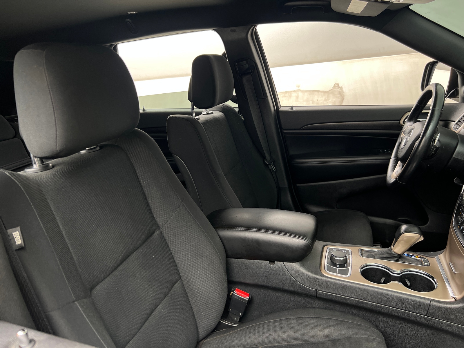 Thumbnail: 2017 Jeep Grand Cherokee - 2