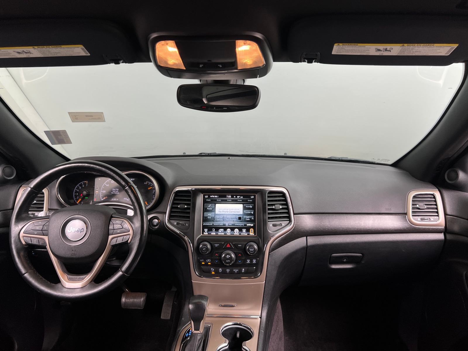 Thumbnail: 2017 Jeep Grand Cherokee - 3