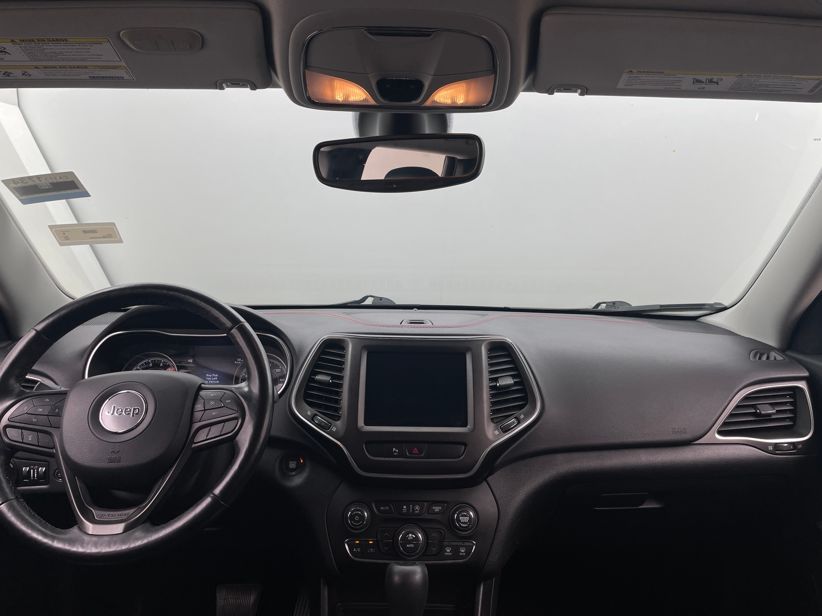 Thumbnail: 2020 Jeep Cherokee - 3