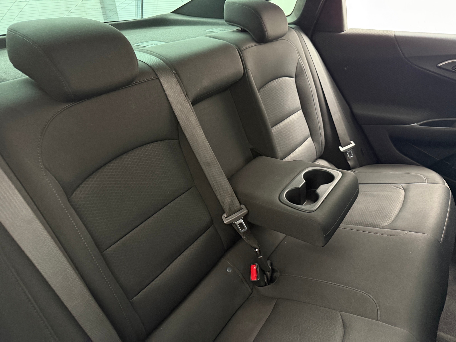 Thumbnail: 2021 Chevrolet Malibu - 6