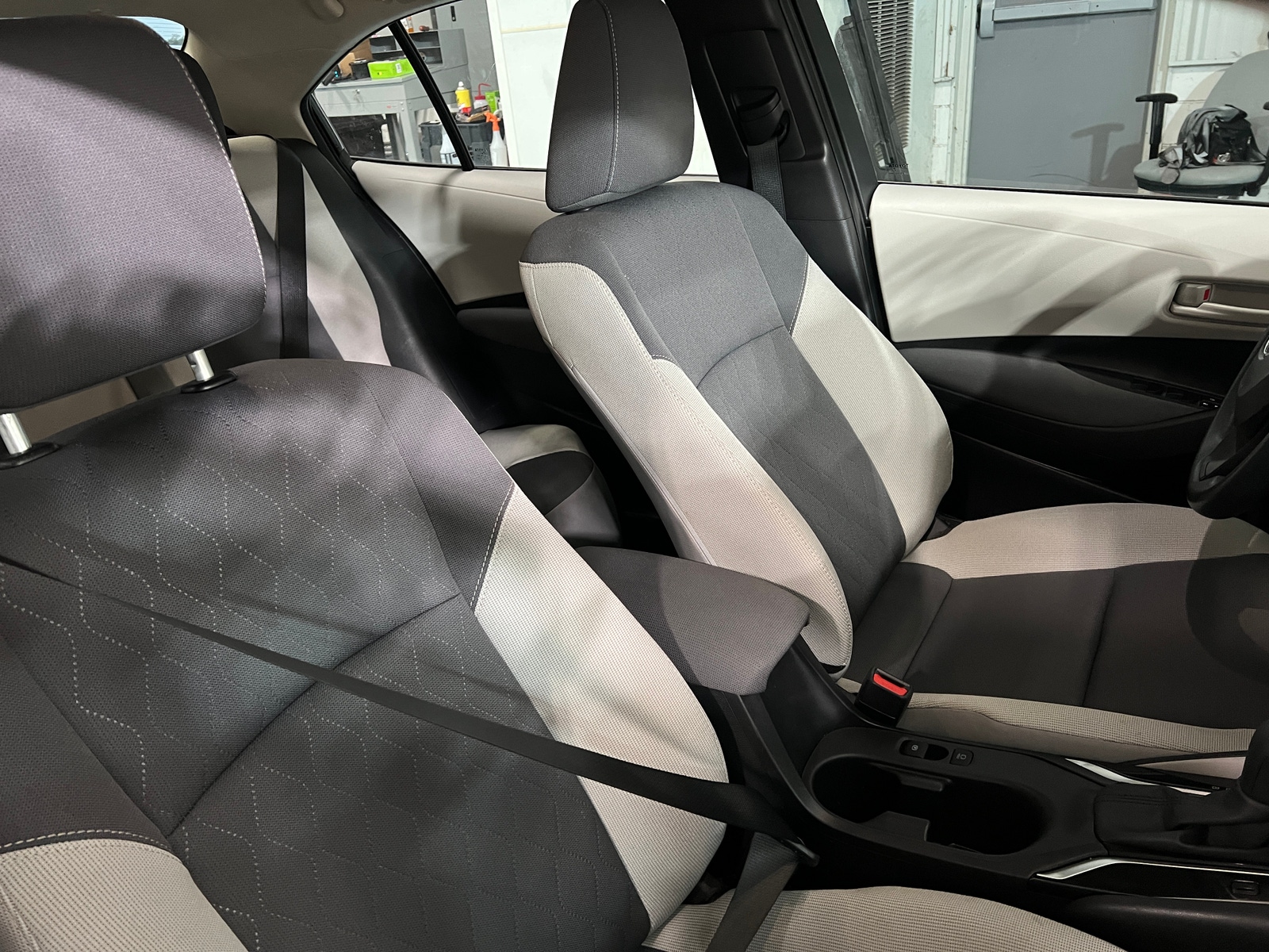 Thumbnail: 2024 Toyota Corolla - 2