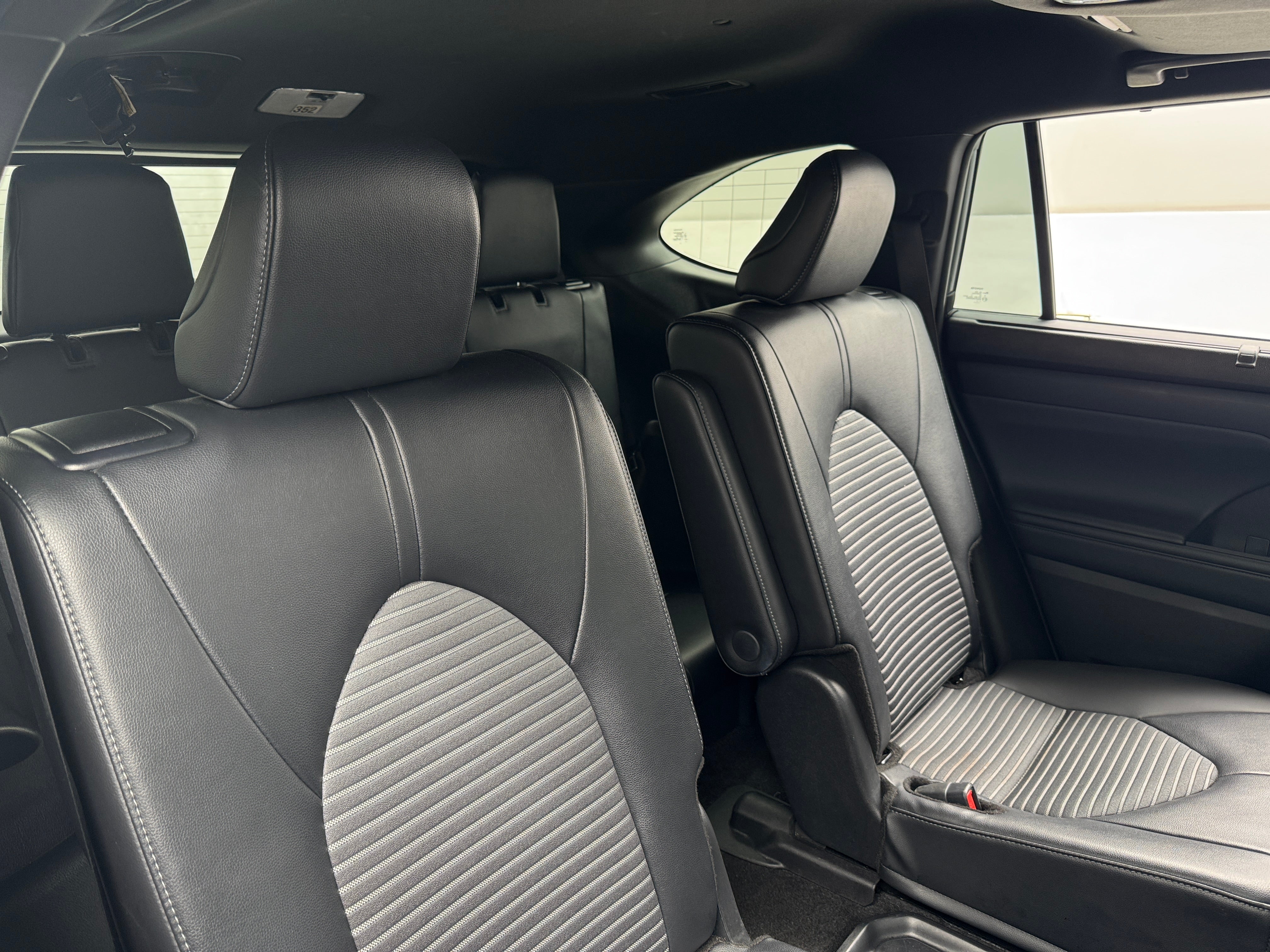 2025 Toyota Highlander XSE