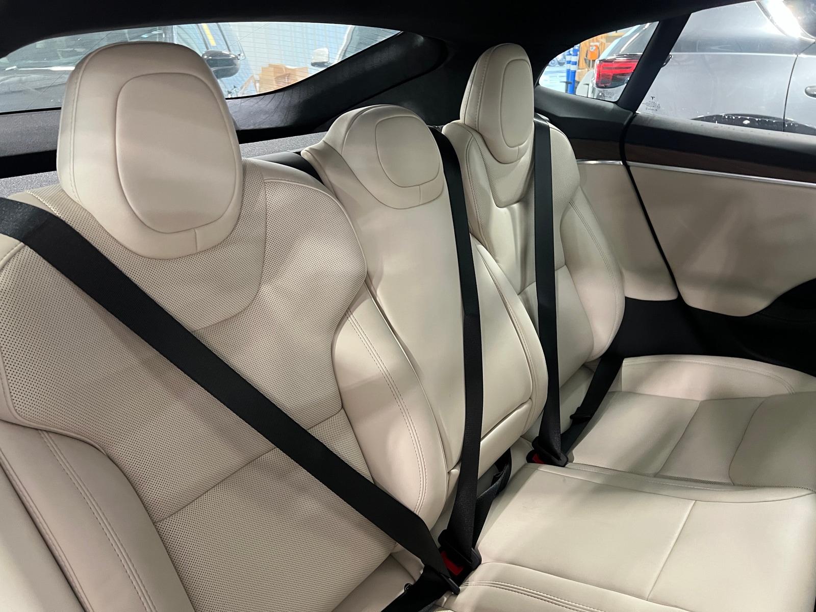 Thumbnail: 2022 Tesla Model S - 5