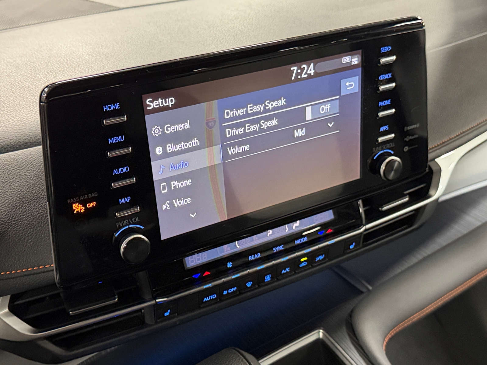 Thumbnail: 2024 Toyota Sienna - 4