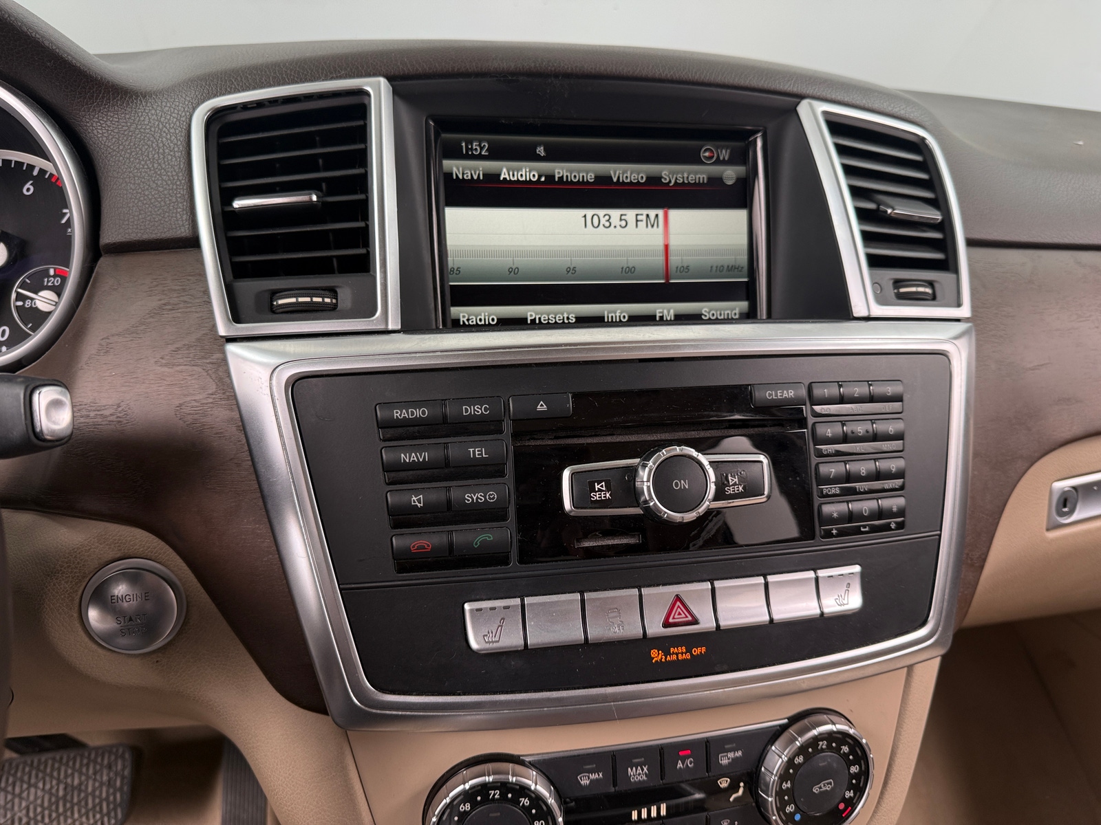 Thumbnail: 2015 Mercedes-Benz M-Class - 3