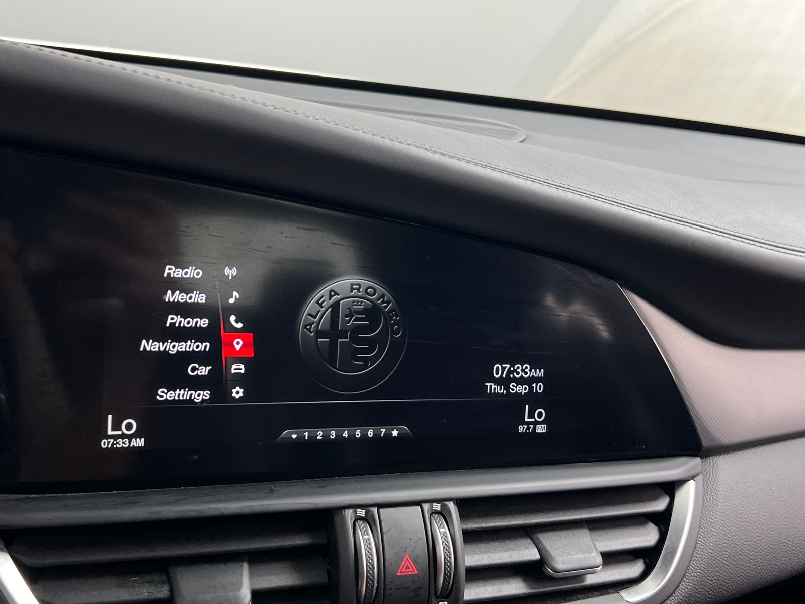 Thumbnail: 2018 Alfa Romeo Giulia - 3
