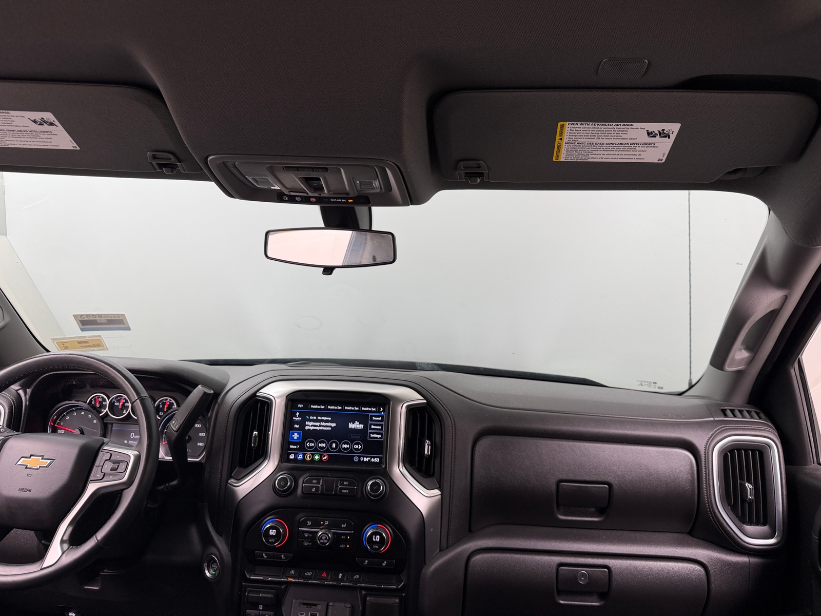 Thumbnail: 2020 Chevrolet Silverado 1500 - 3