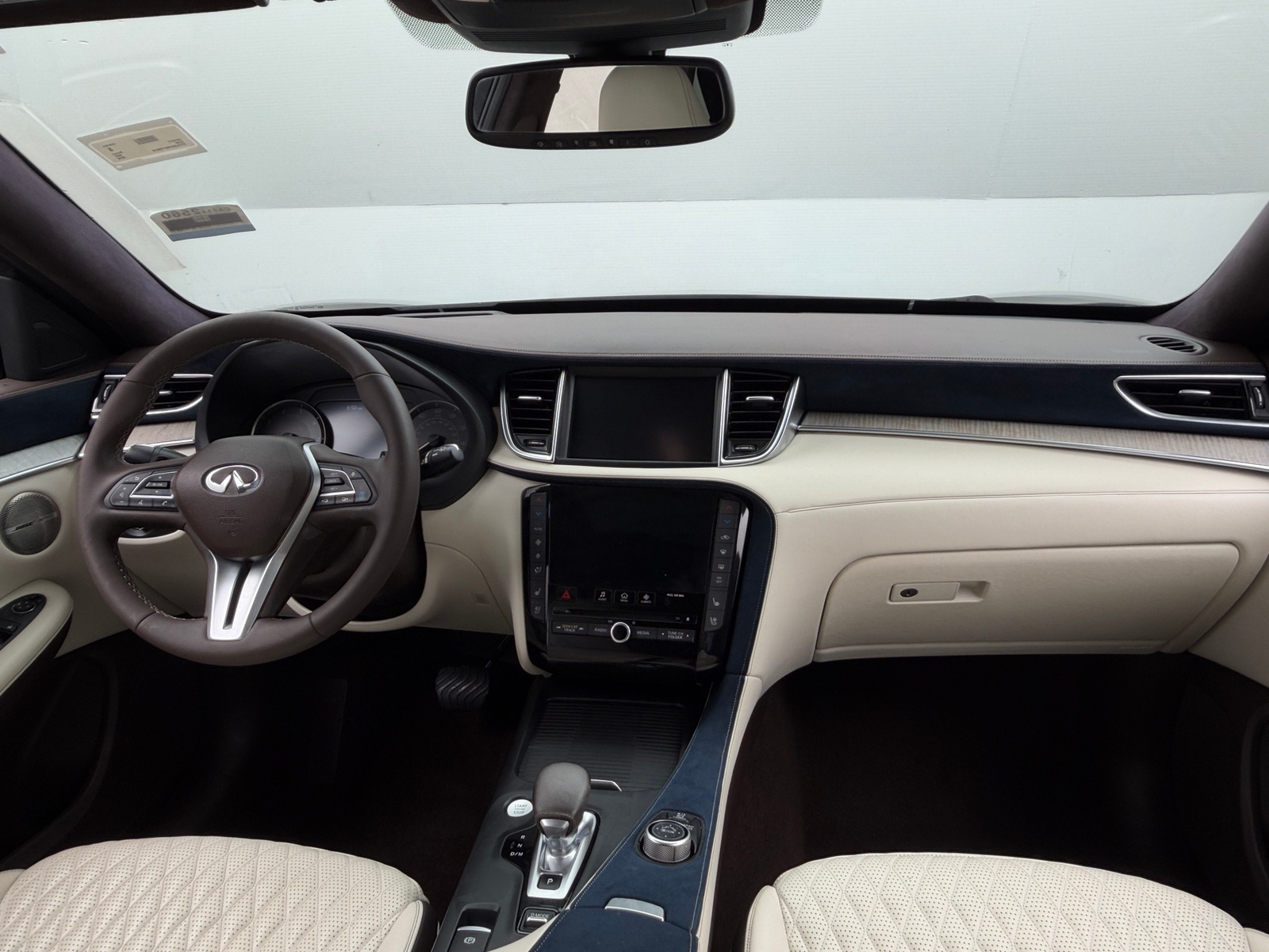Thumbnail: 2019 INFINITI QX50 - 2