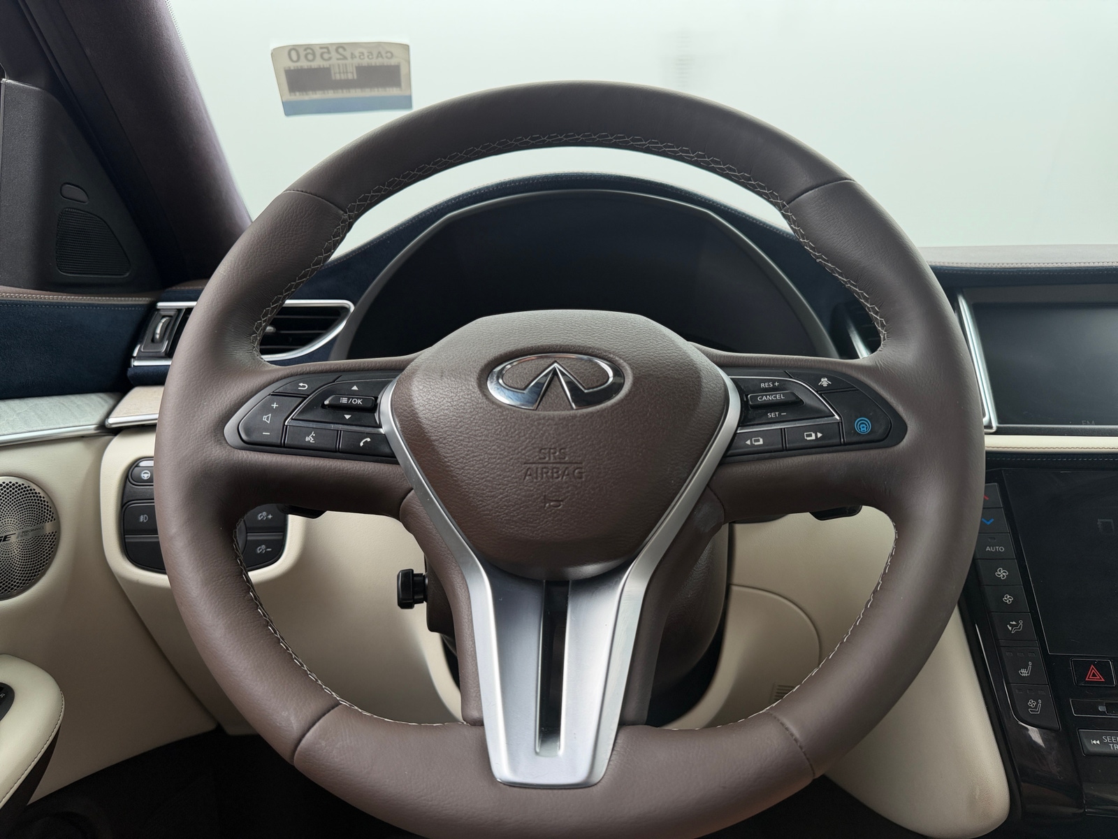 Thumbnail: 2019 INFINITI QX50 - 4