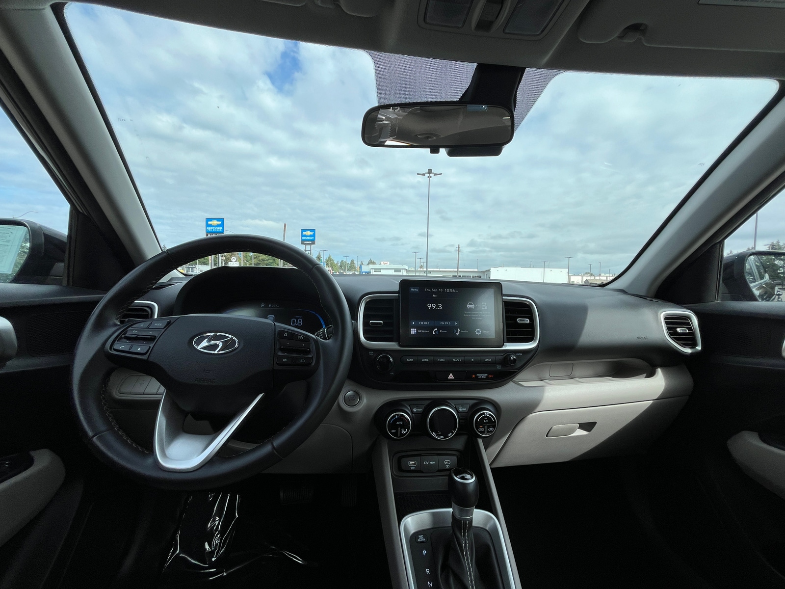 Thumbnail: 2025 Hyundai Venue - 3