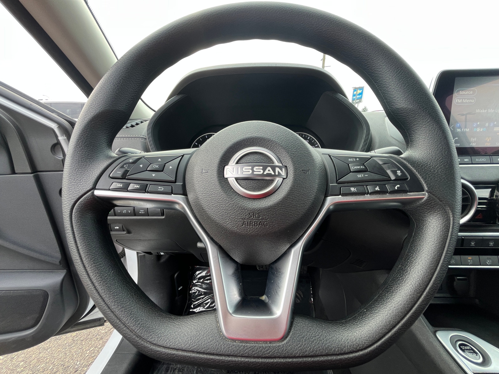 Thumbnail: 2025 Nissan Sentra - 5