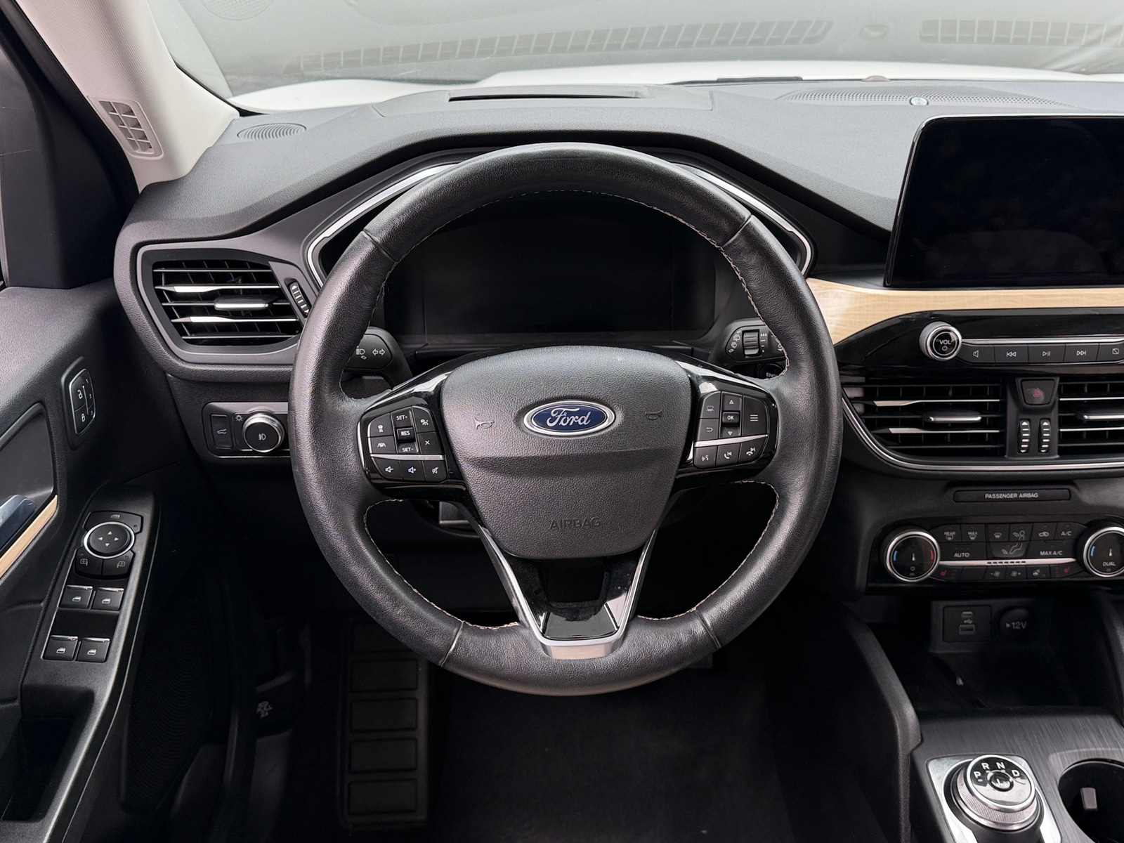 Thumbnail: 2022 Ford Escape - 5