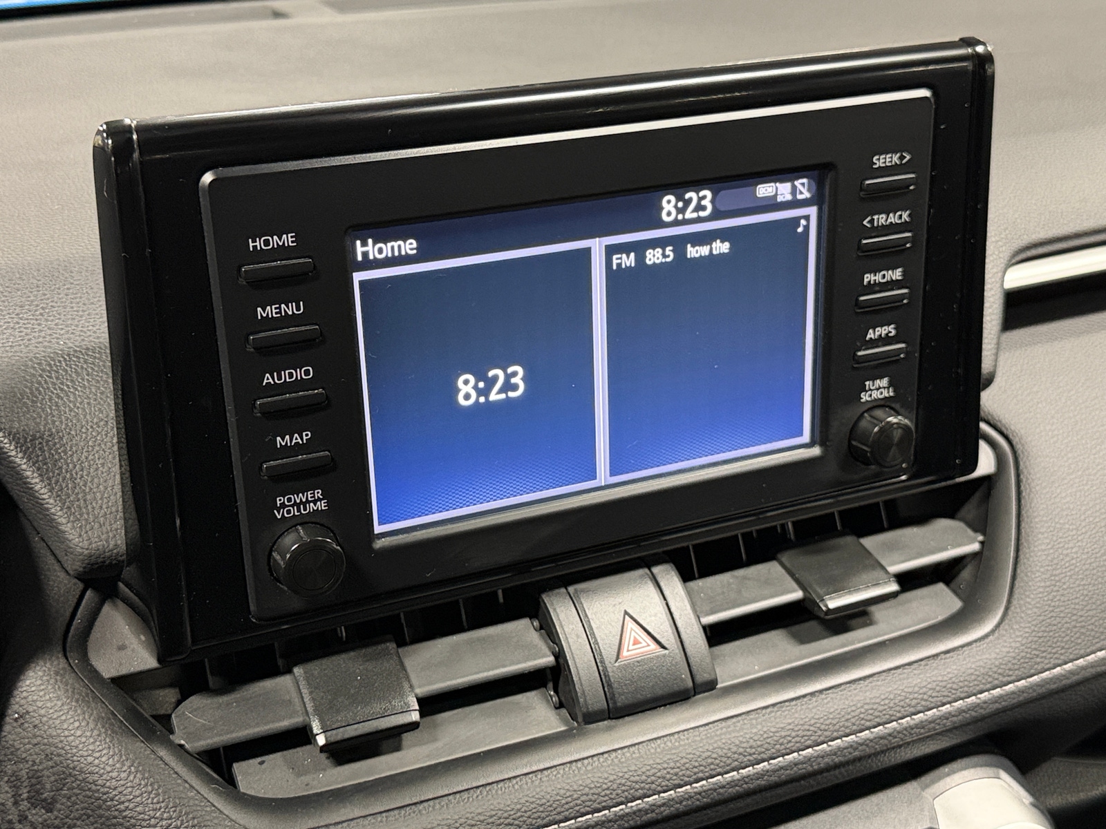 Thumbnail: 2019 Toyota RAV4 - 4