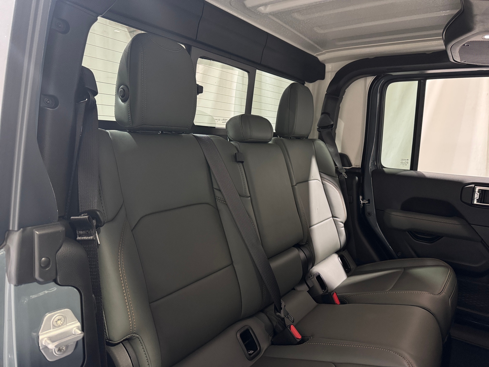 Thumbnail: 2025 Jeep Gladiator - 5