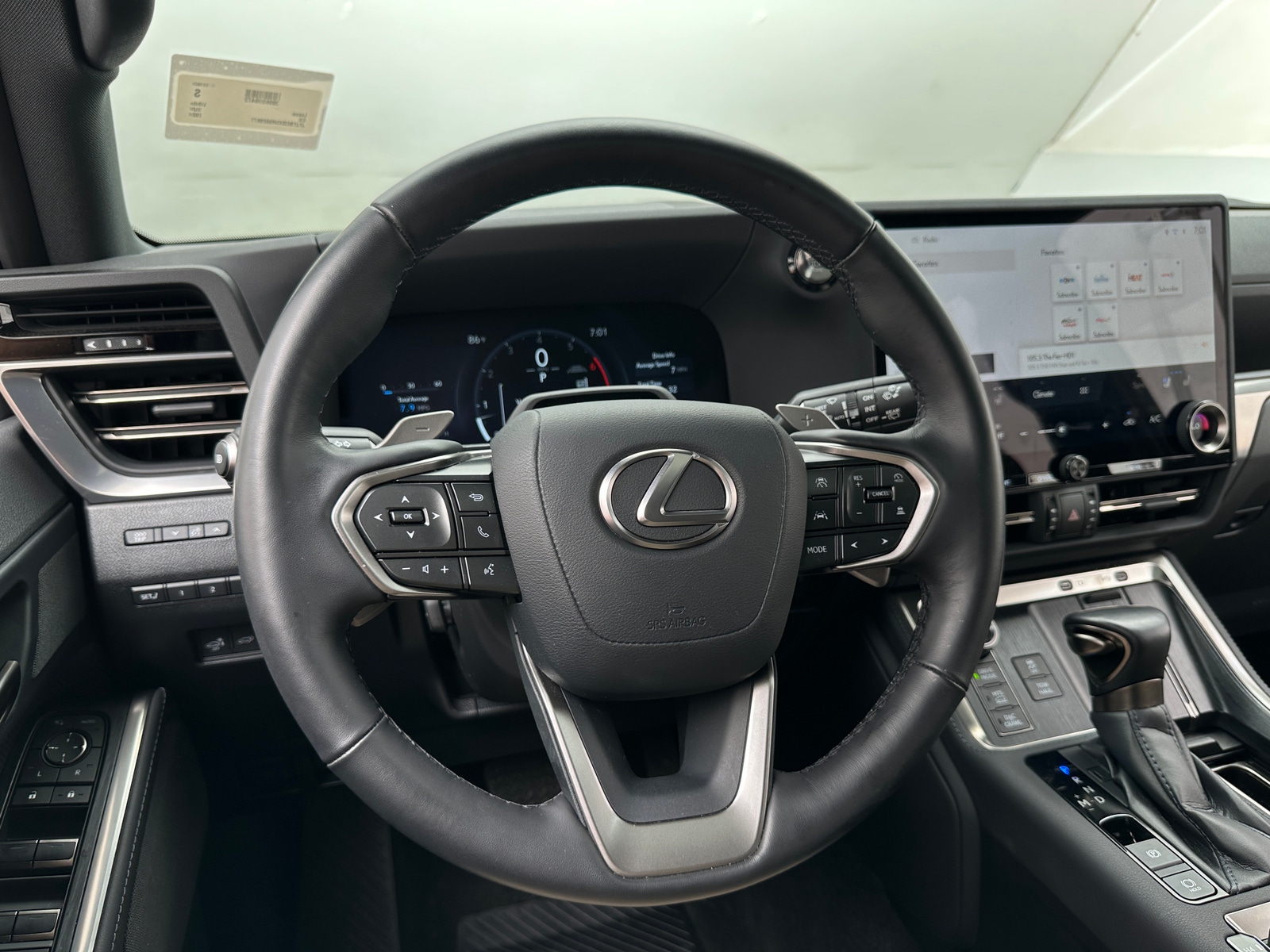 Thumbnail: 2024 Lexus GX - 4