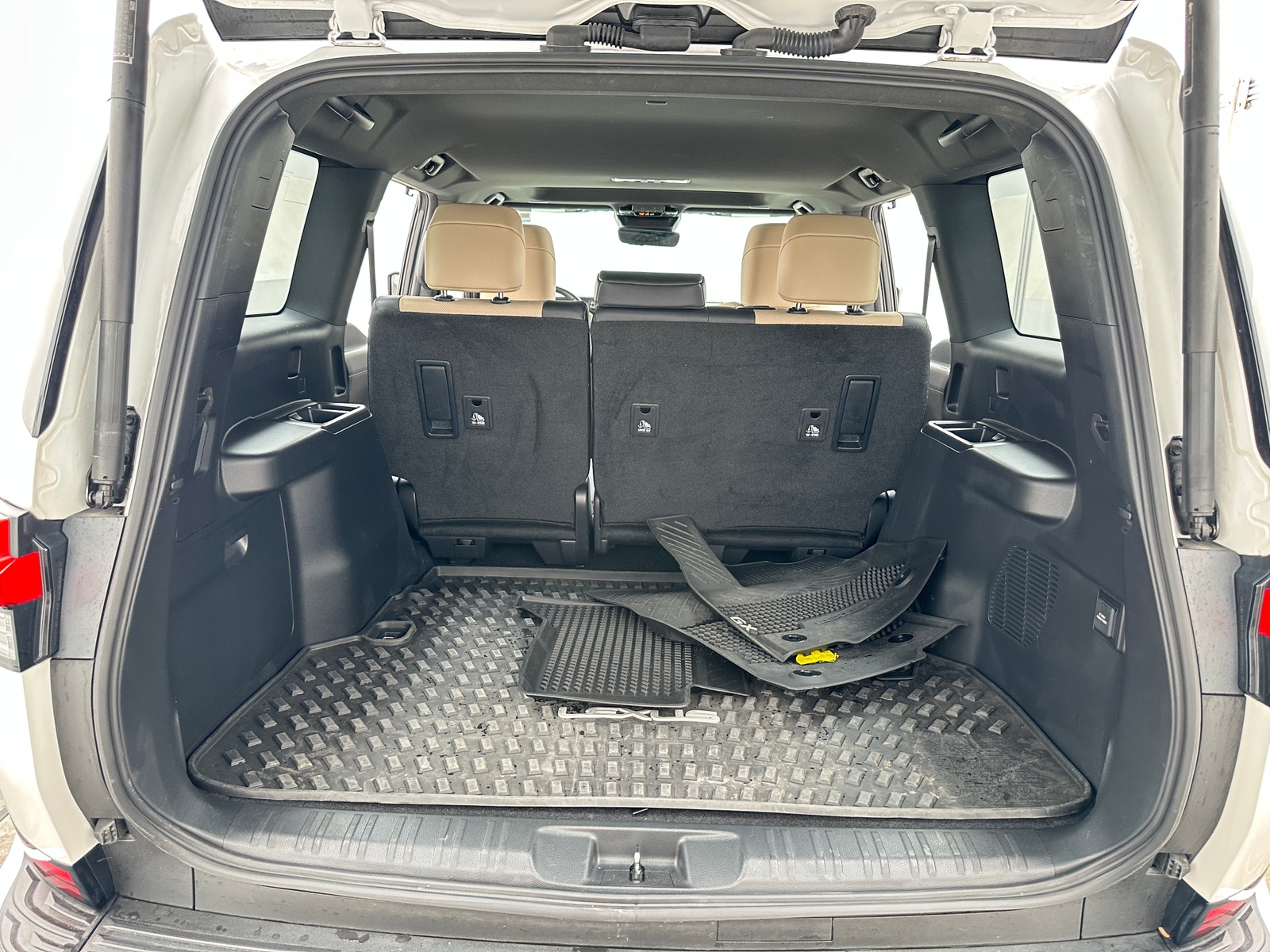Thumbnail: 2024 Lexus GX - 6
