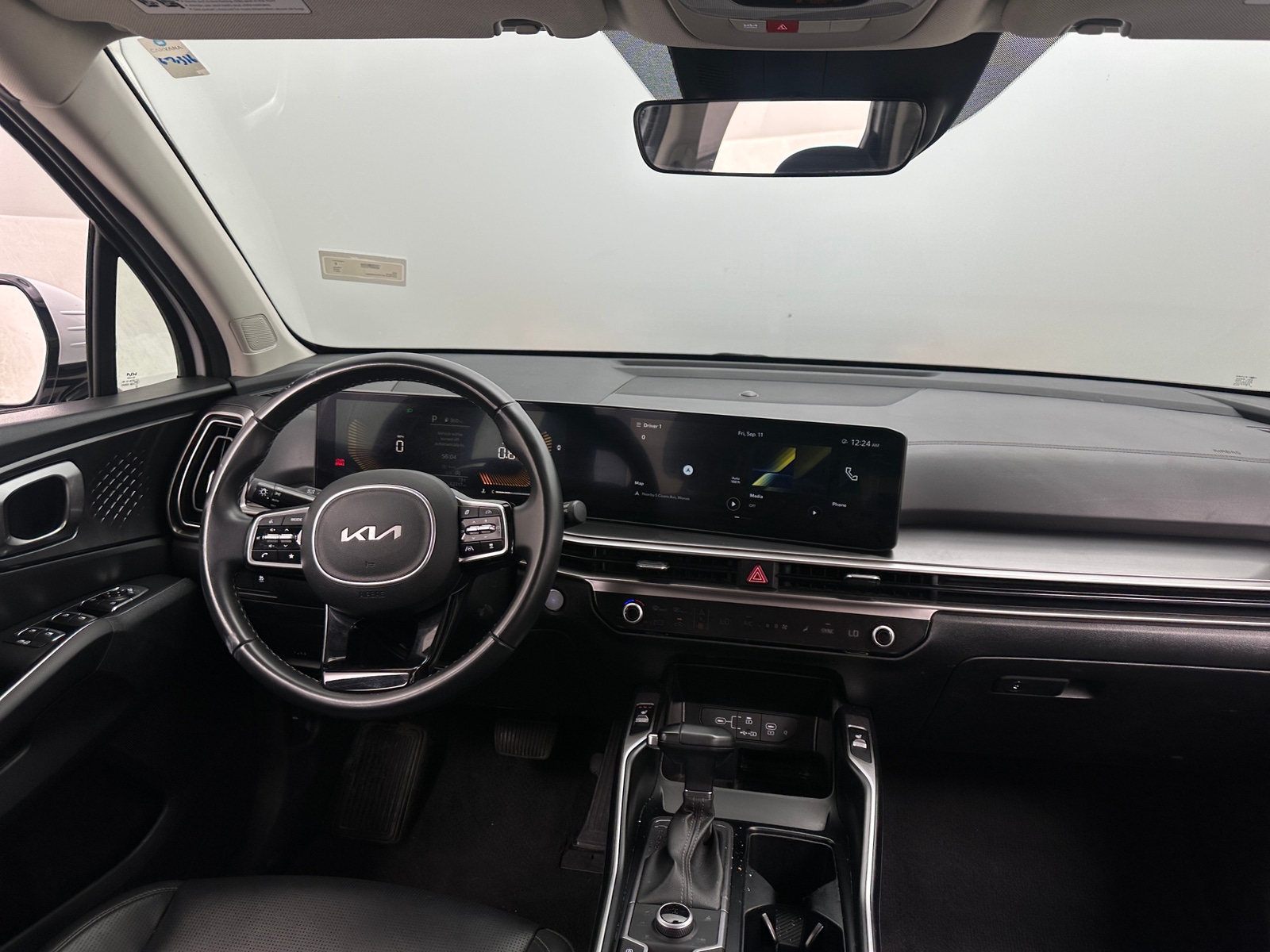 Thumbnail: 2024 Kia Sorento - 2